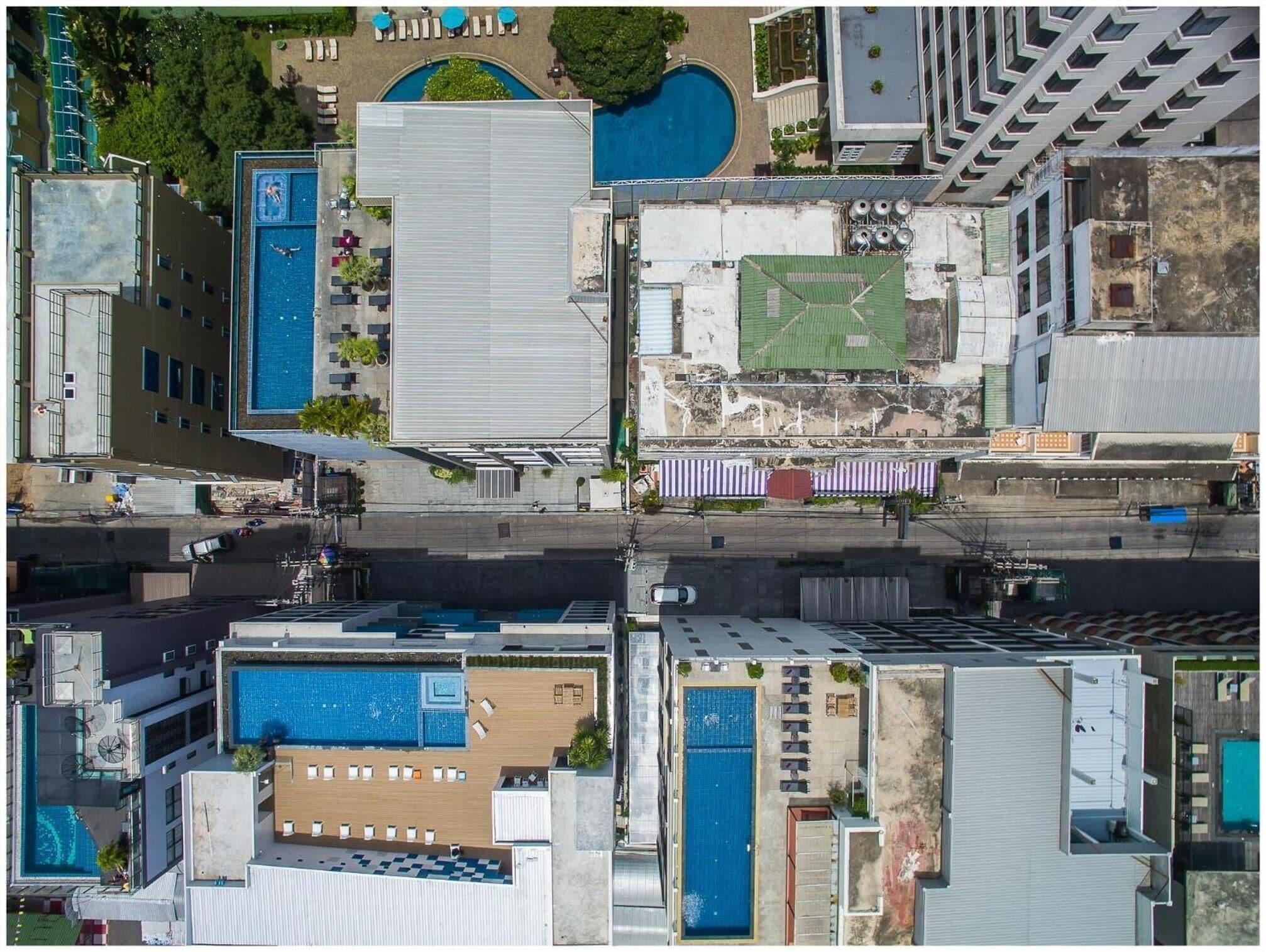 Sea Me Spring Too Hotel