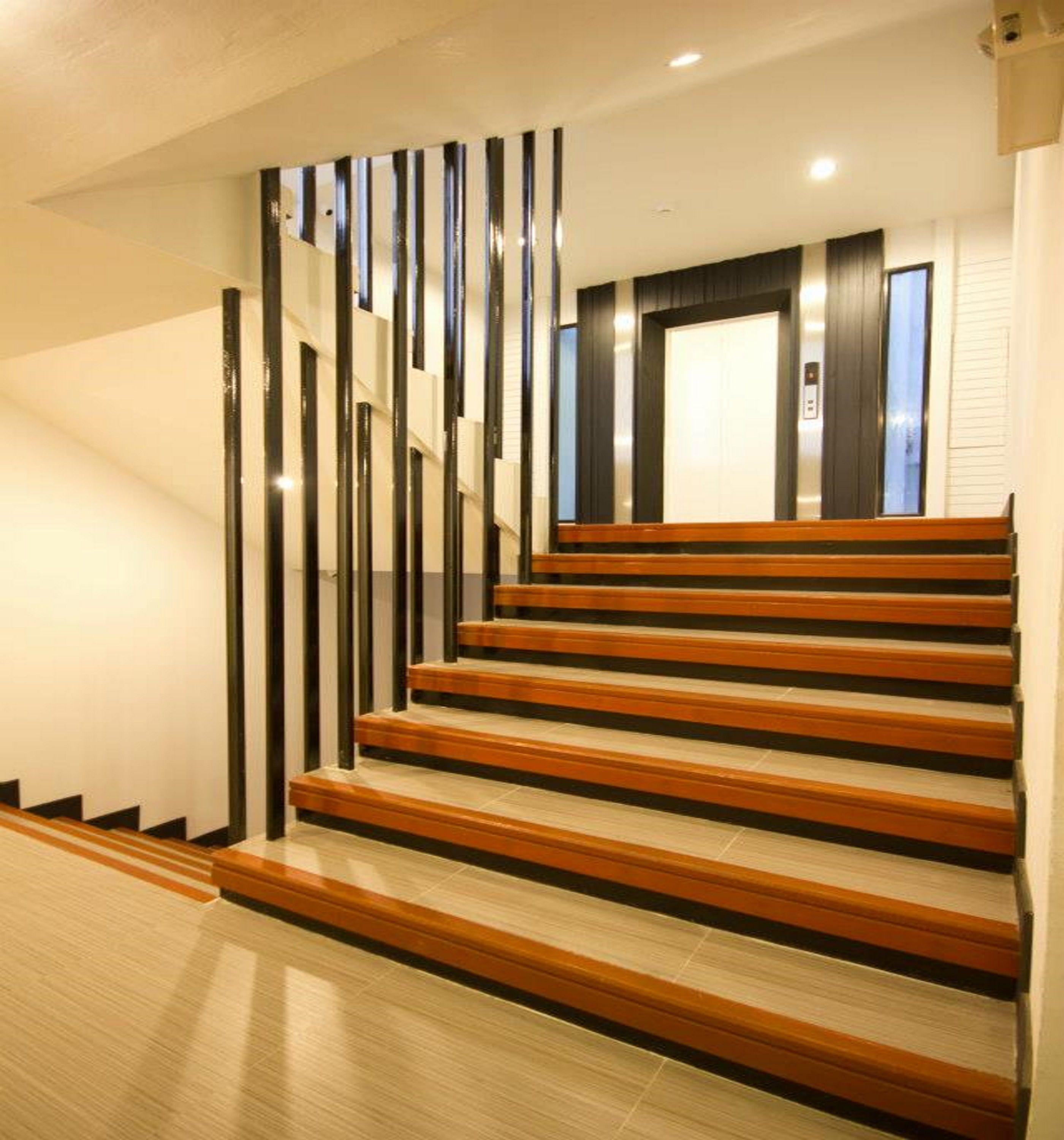 Punyapha Place Hotel