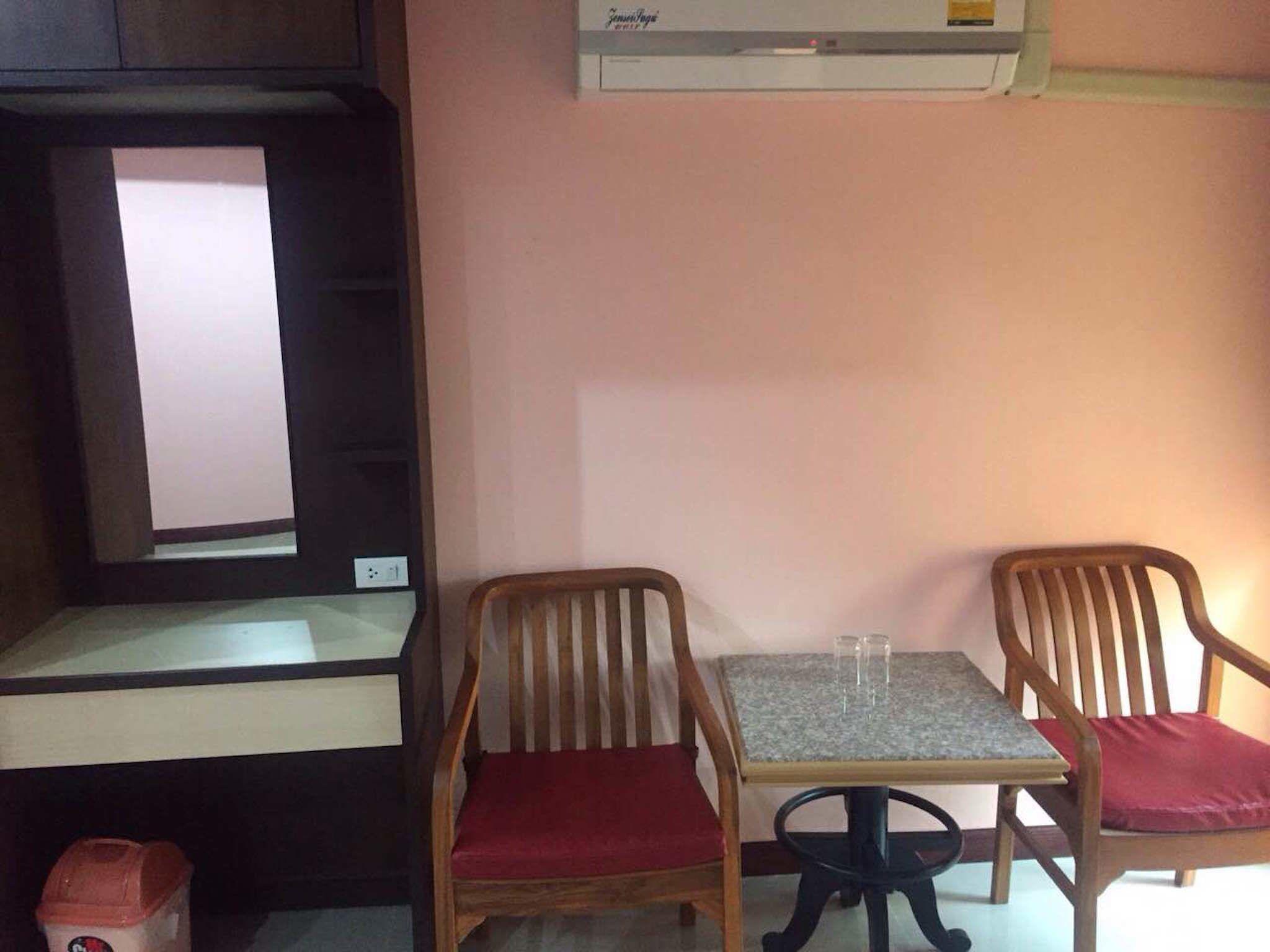 Oyo 523 Aa Pattaya Ville Hotel