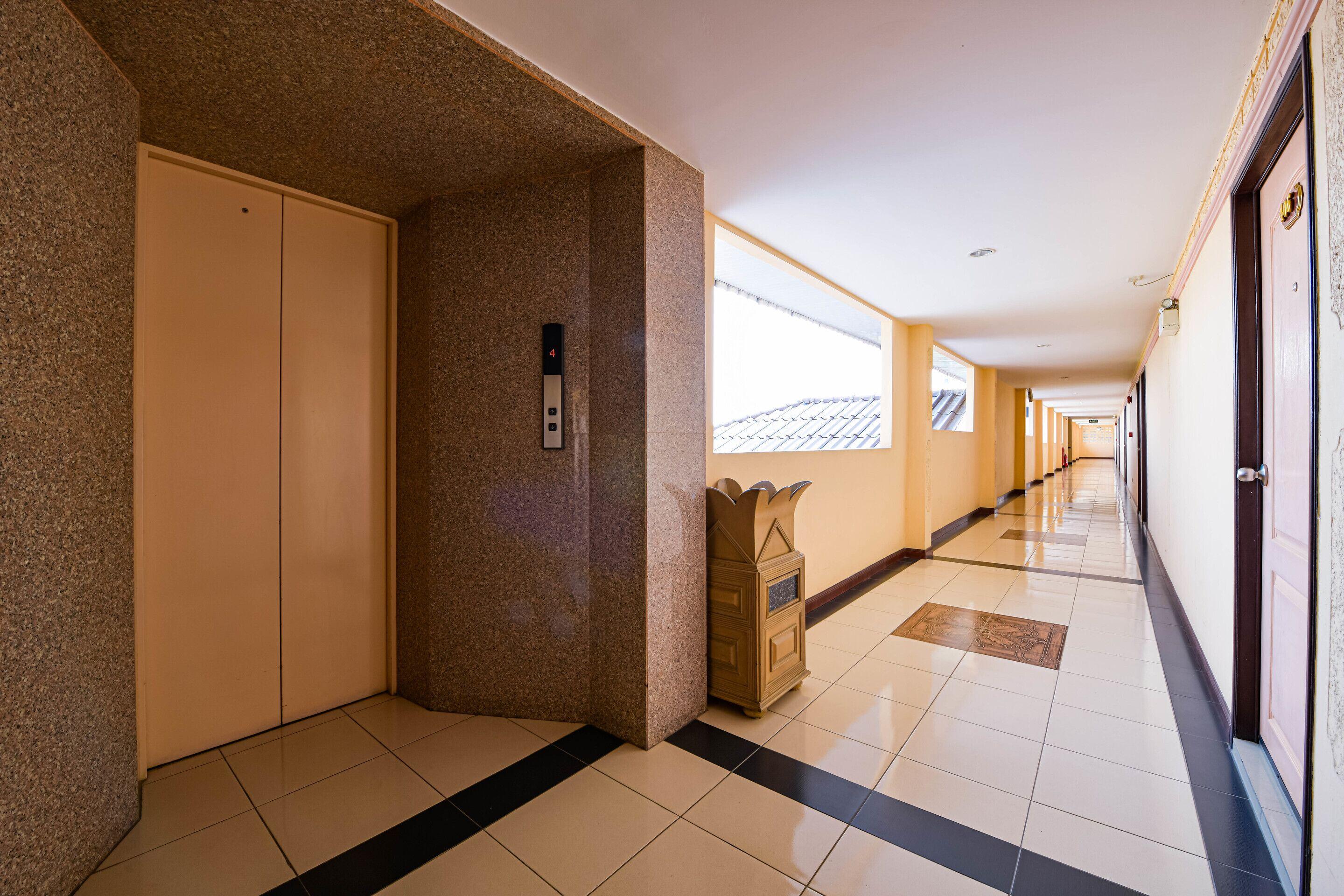 Oyo 523 Aa Pattaya Ville Hotel 2*