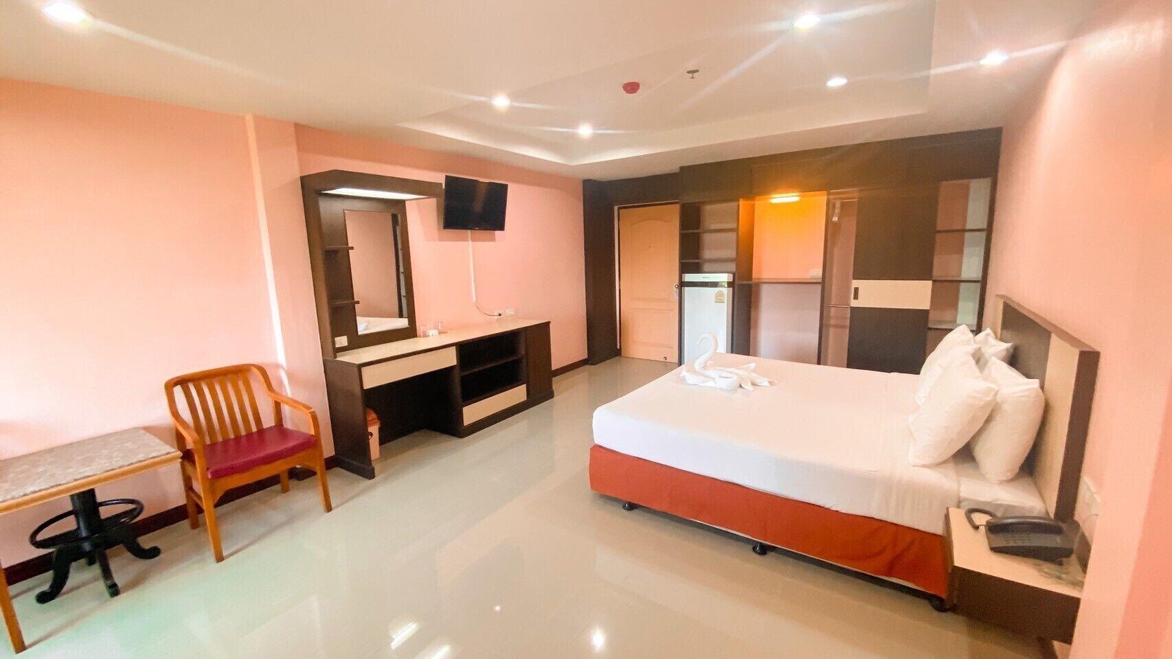 Oyo 523 Aa Pattaya Ville Hotel
