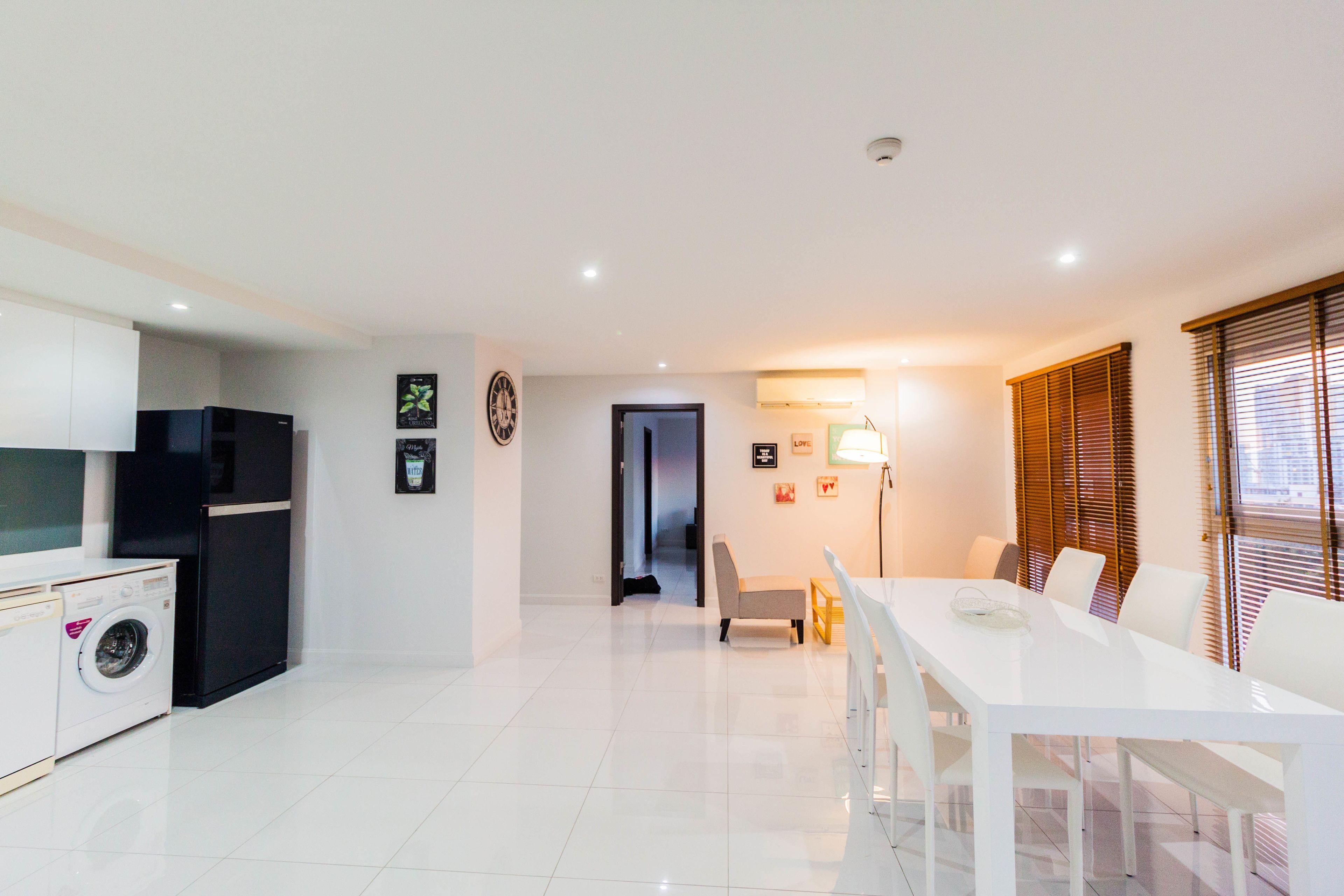 The Place Pratumnak By Sunny Apartment