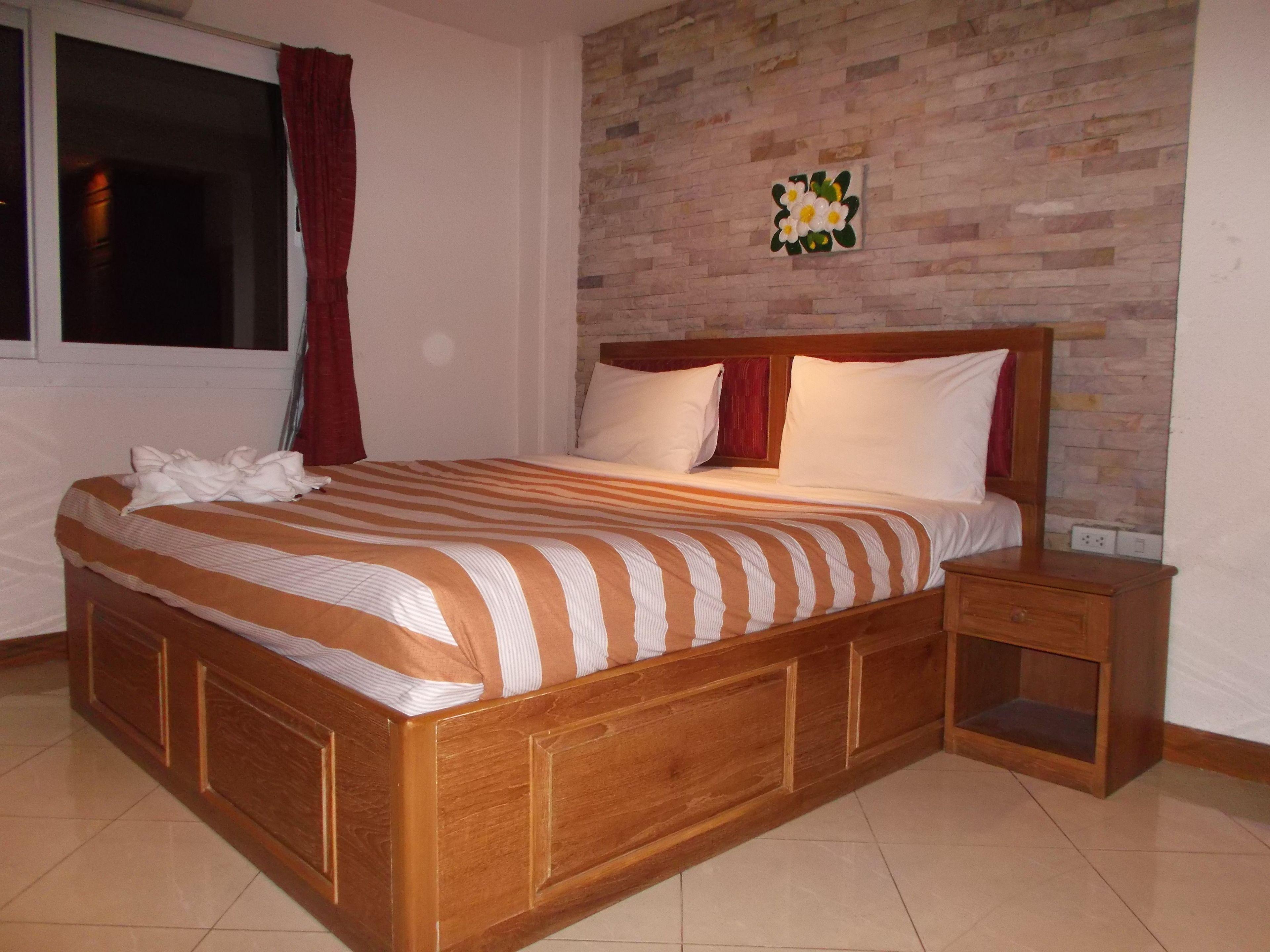 Chaiyapoon Guest house