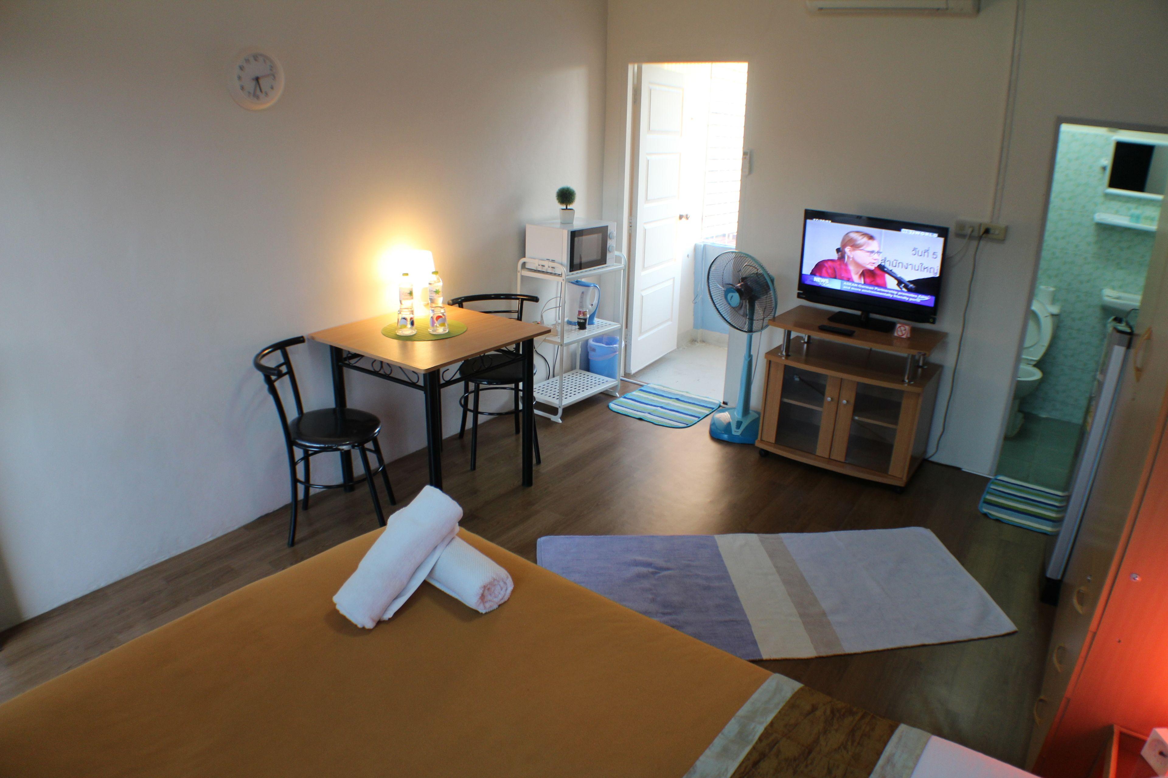 Hotel Oyo 838 Aromdee 2*