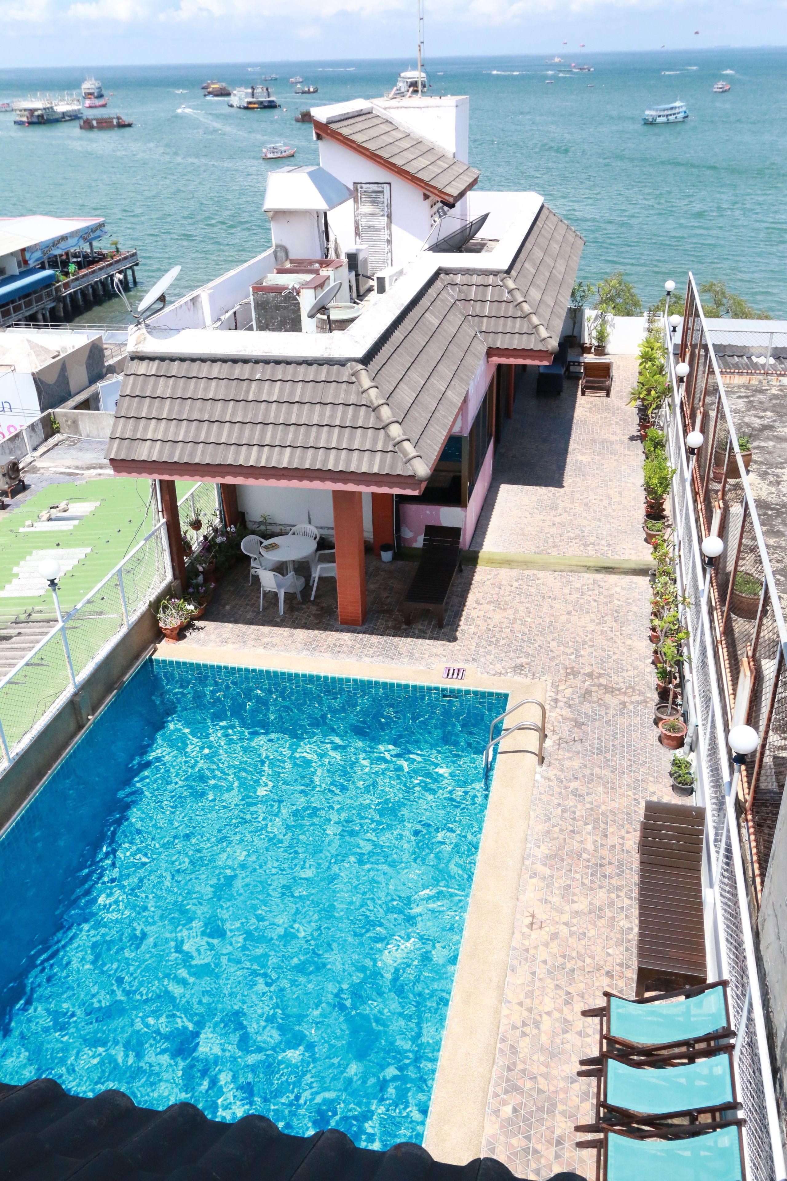 โรงแรม Cloudotel Walking Street 4*