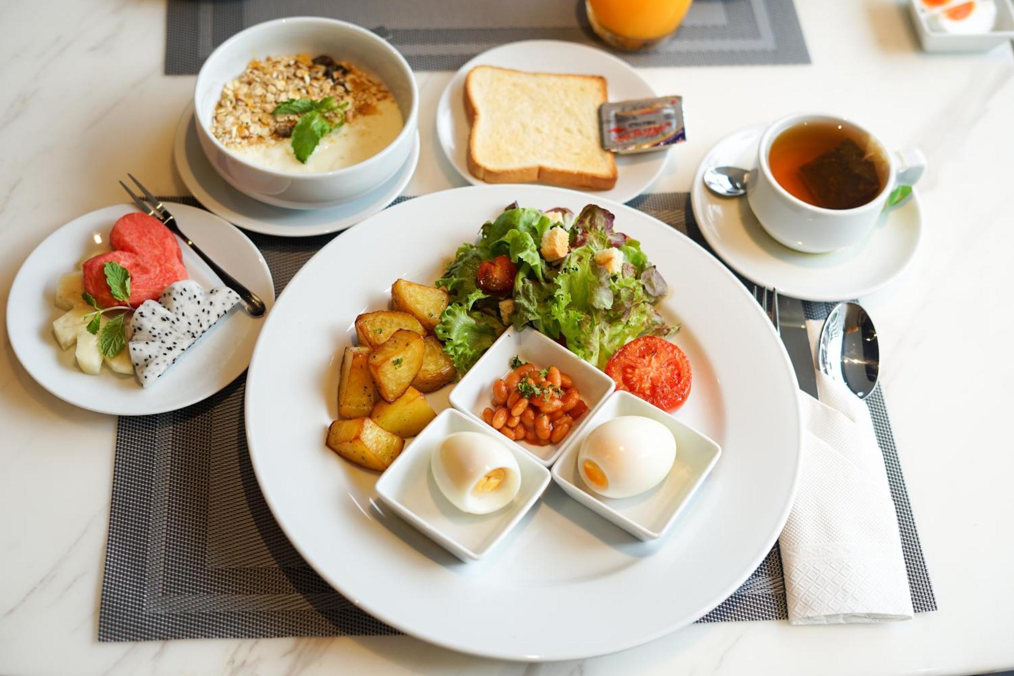 Beverly Mountain Bay, Trademark Collection By Wyndham 5* Pattaya