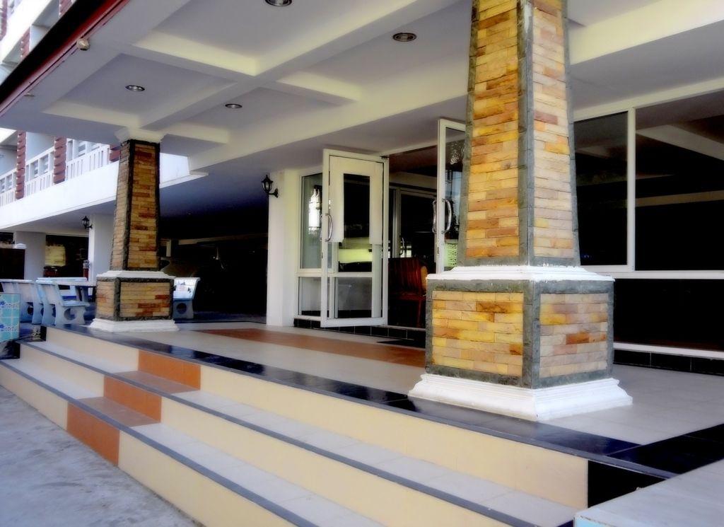 The Garden Place Inn