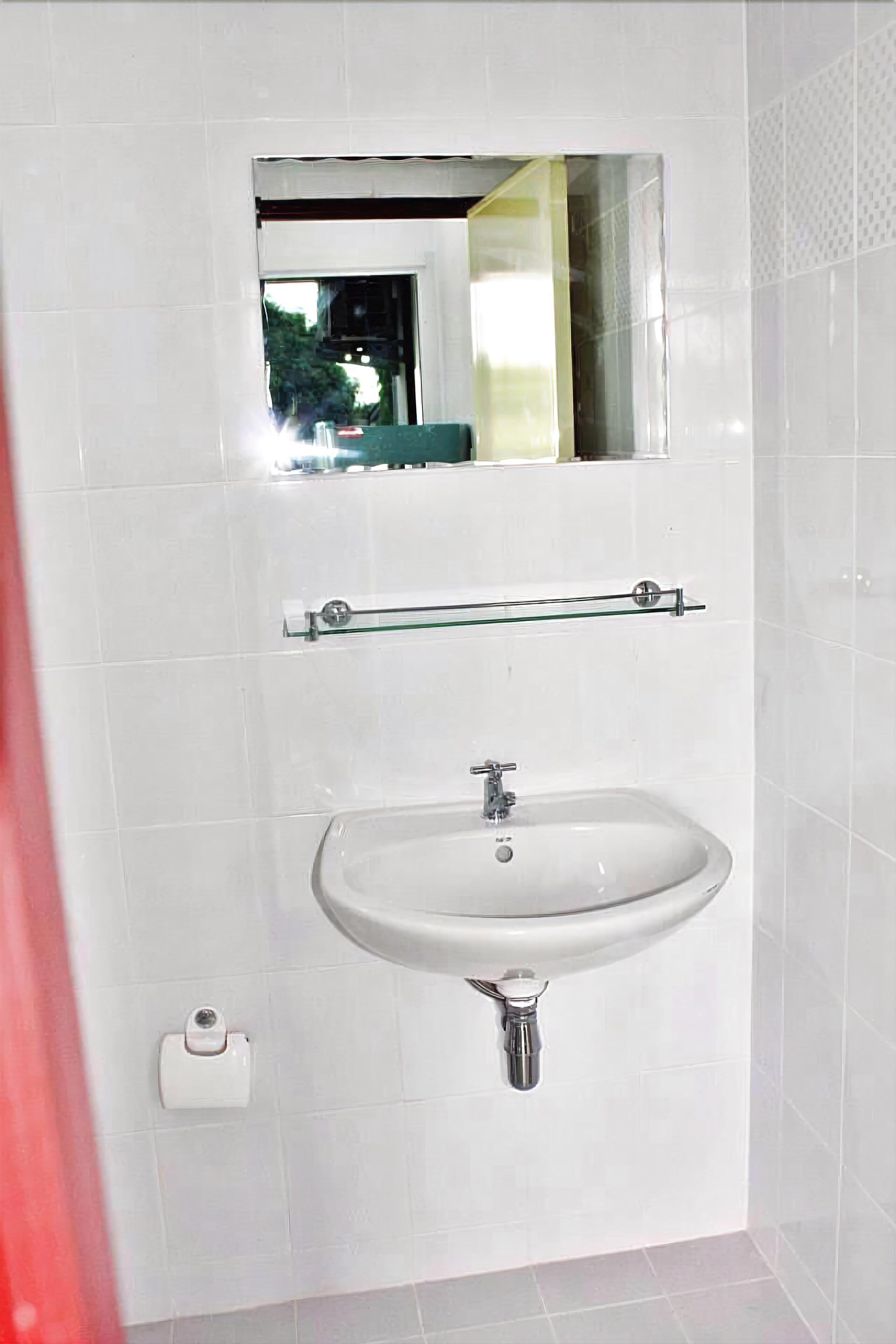 Oyo 824 Valida โรงแรม 2*