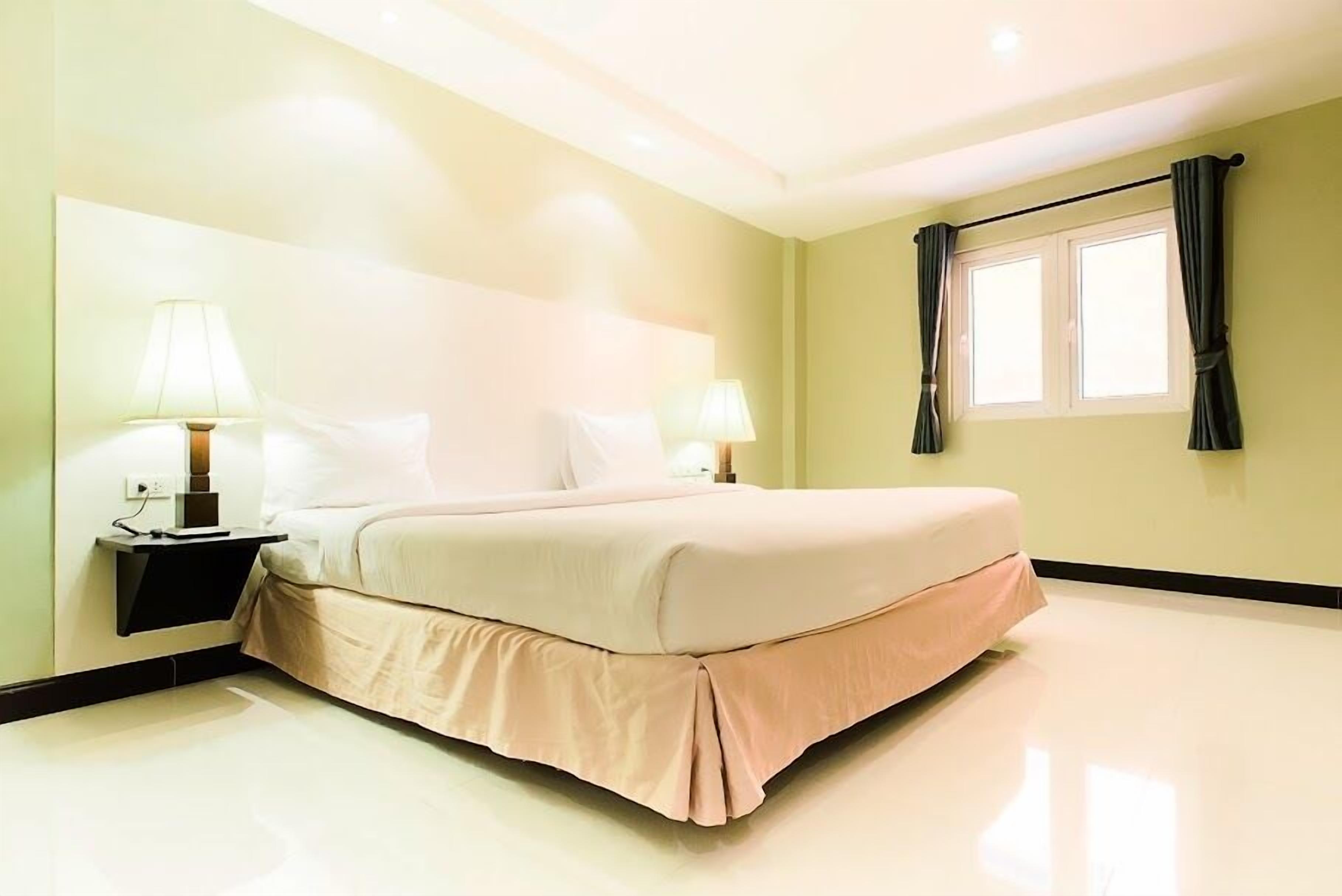 Fourteen Again Pattaya