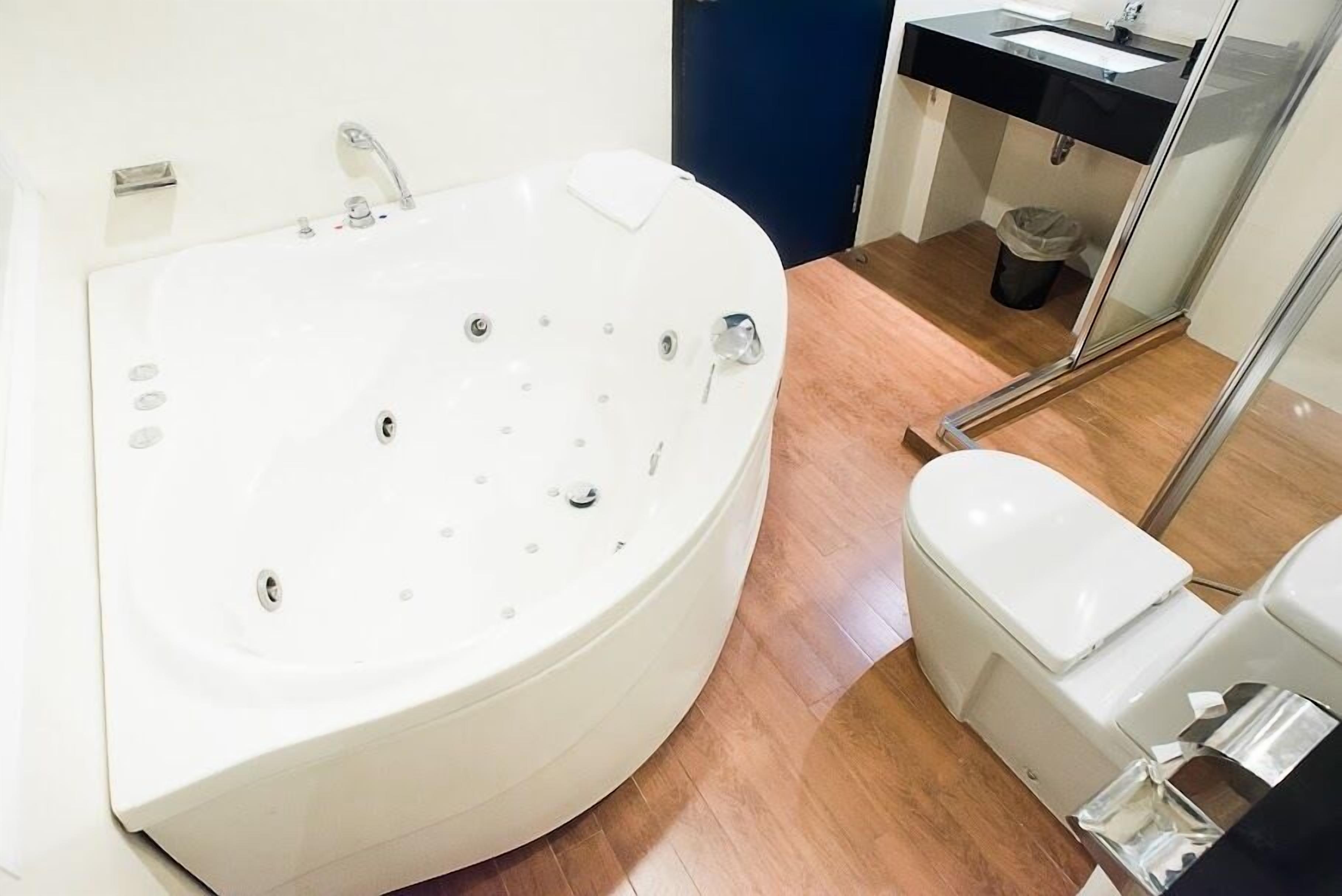 Fourteen Again Inn Pattaya