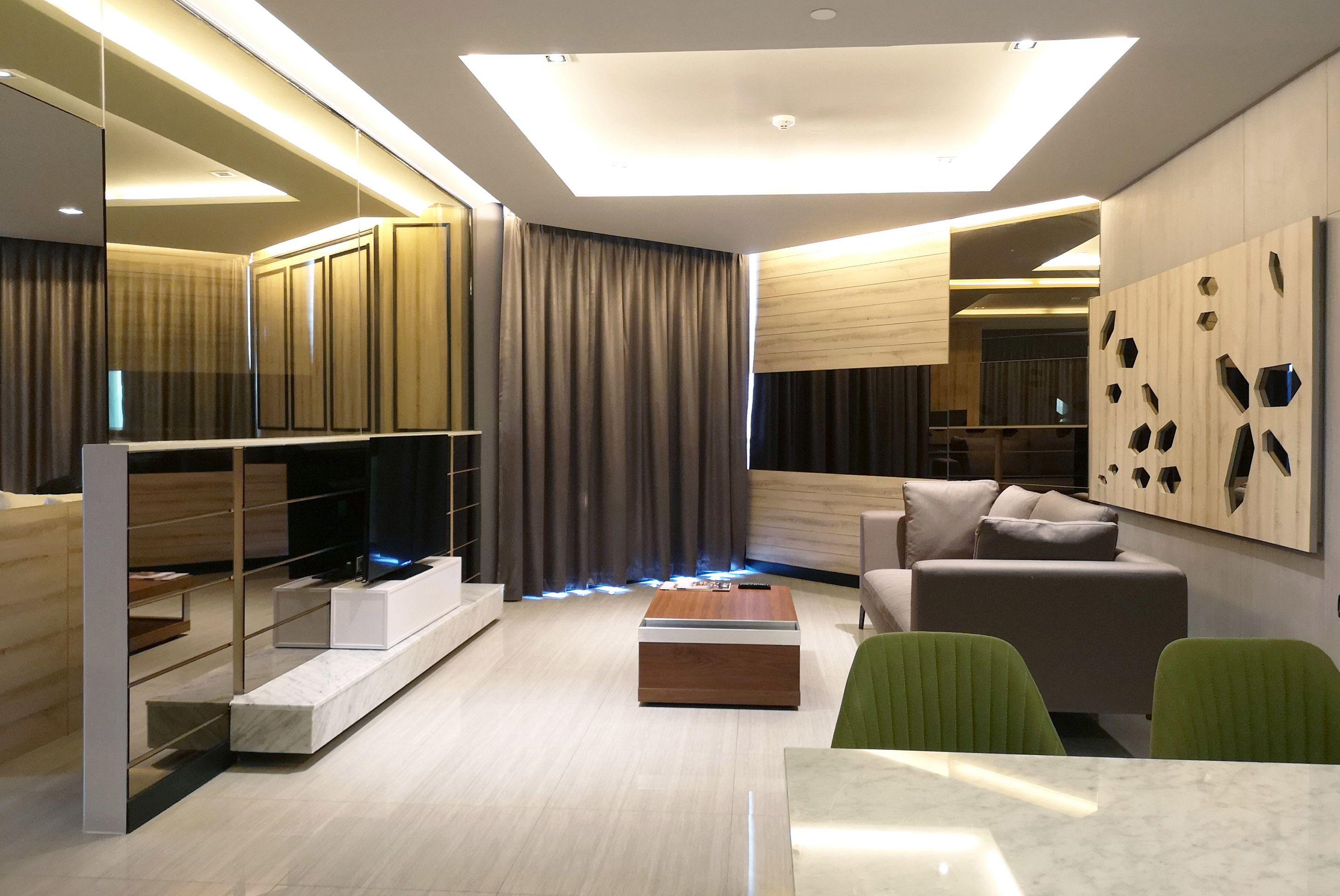 Tsix5 Phenomenal Hotel 5*