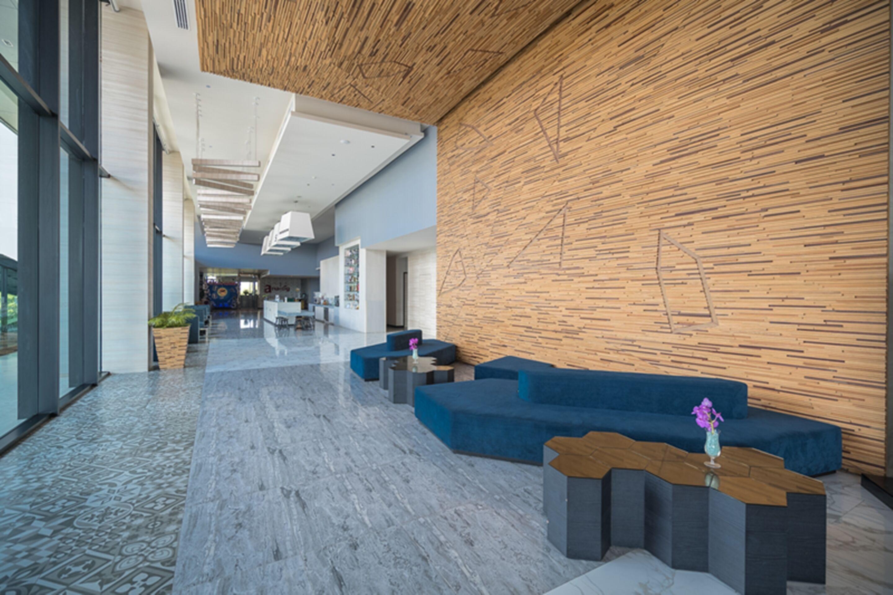 Tsix5 Phenomenal Hotel 5*