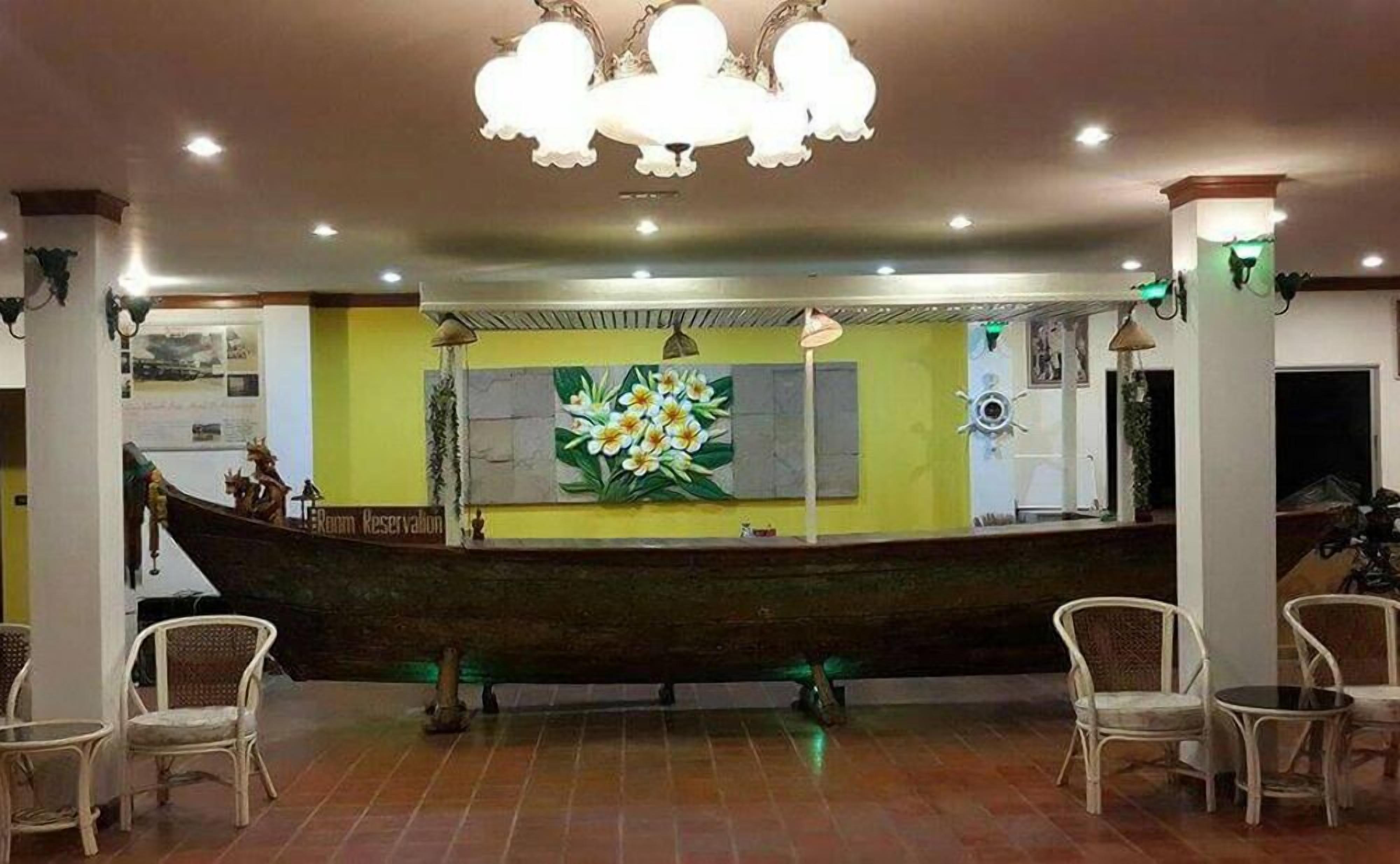 Sea Falcon On The Water Hotel Pattaya