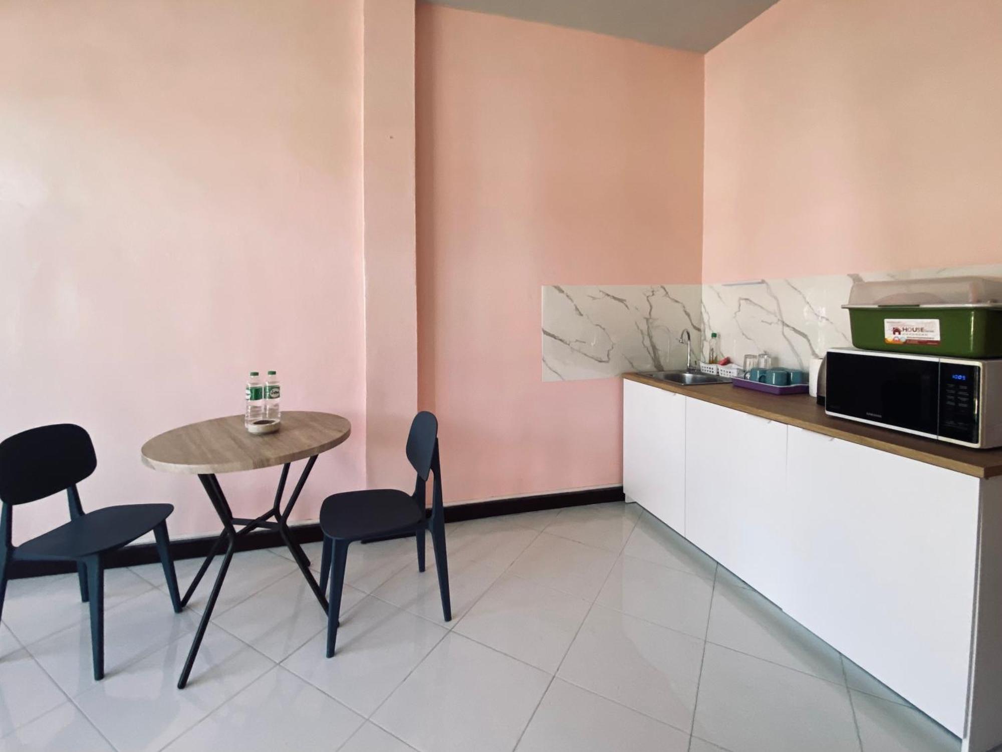 Hostel Jomstay Pattaya