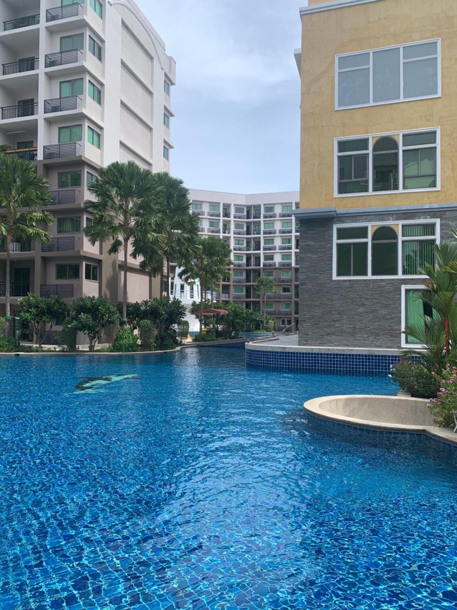 Arcadia Continental Apartment Pattaya