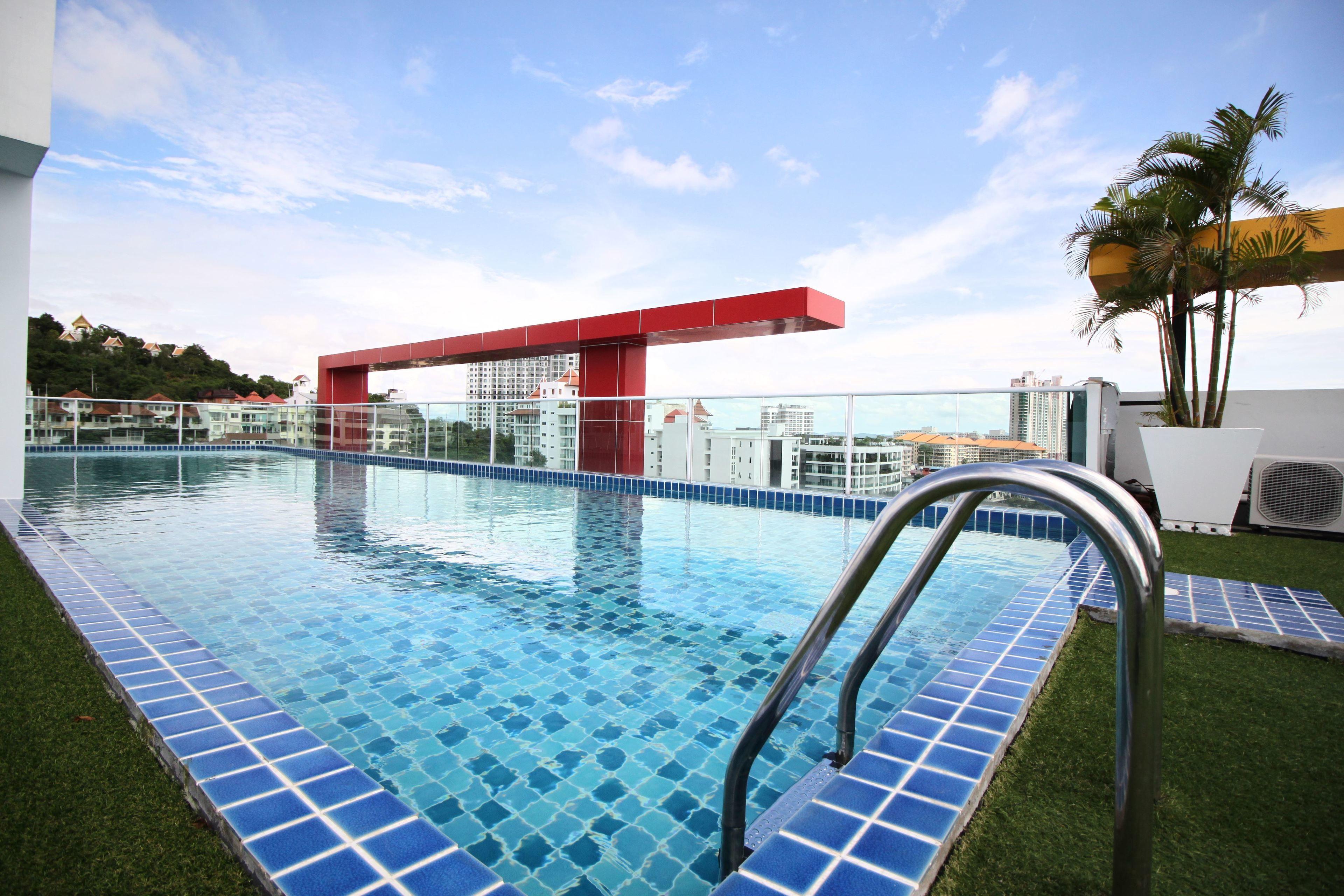 Apartment Art On The Hill By Sunny Pattaya