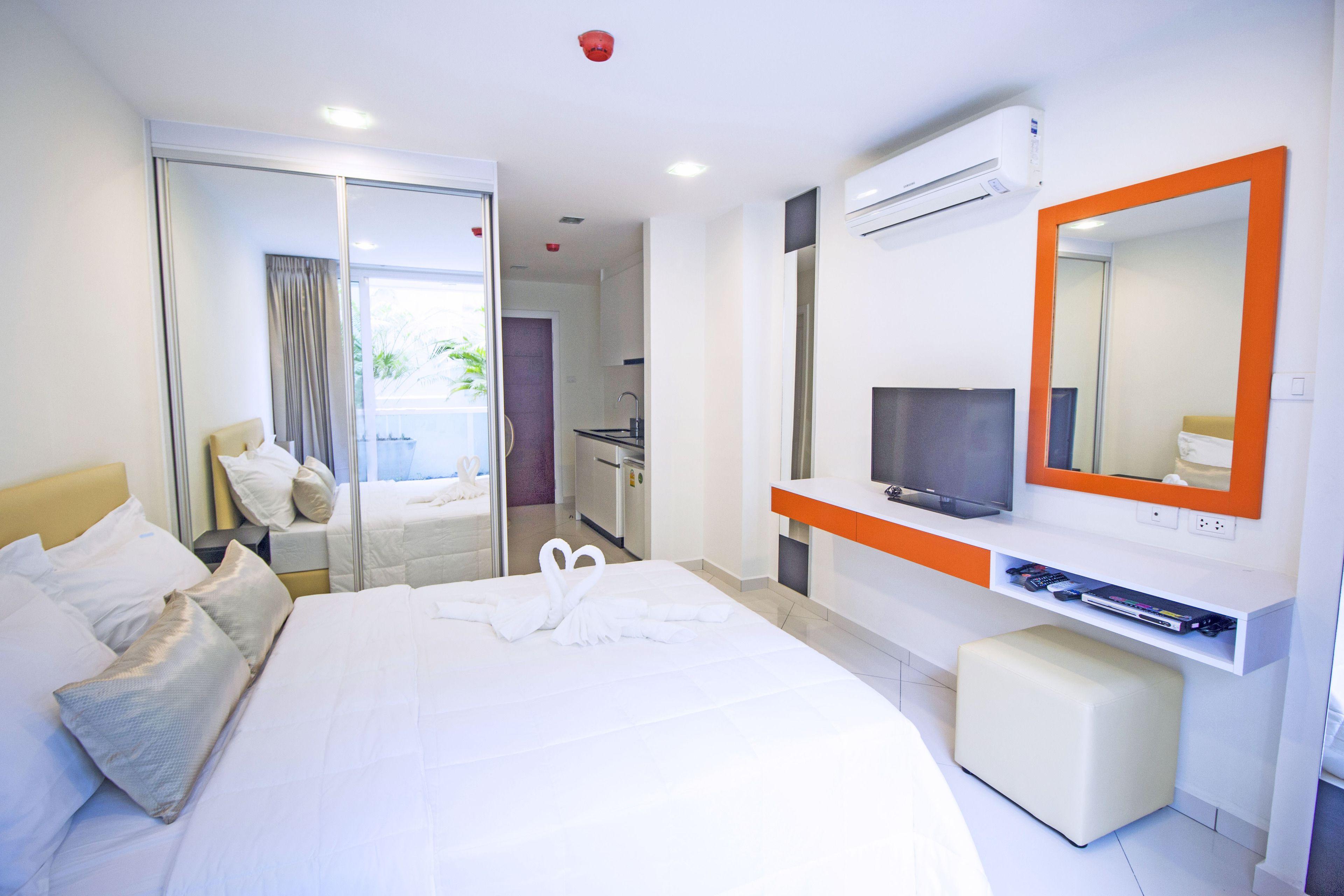 Art On The Hill By Sunny Apartment Pattaya