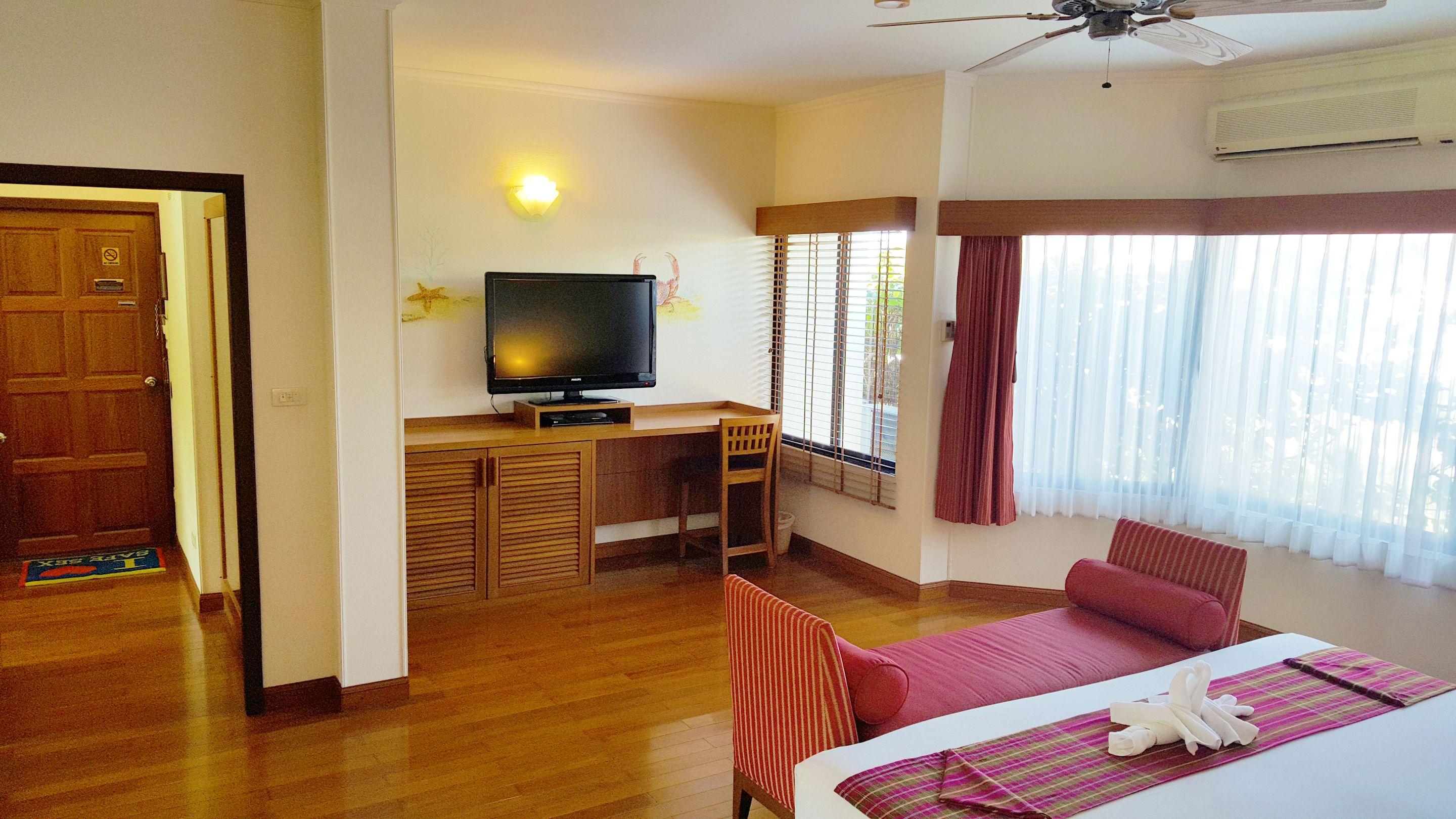 Birds And Bees Resort 3*