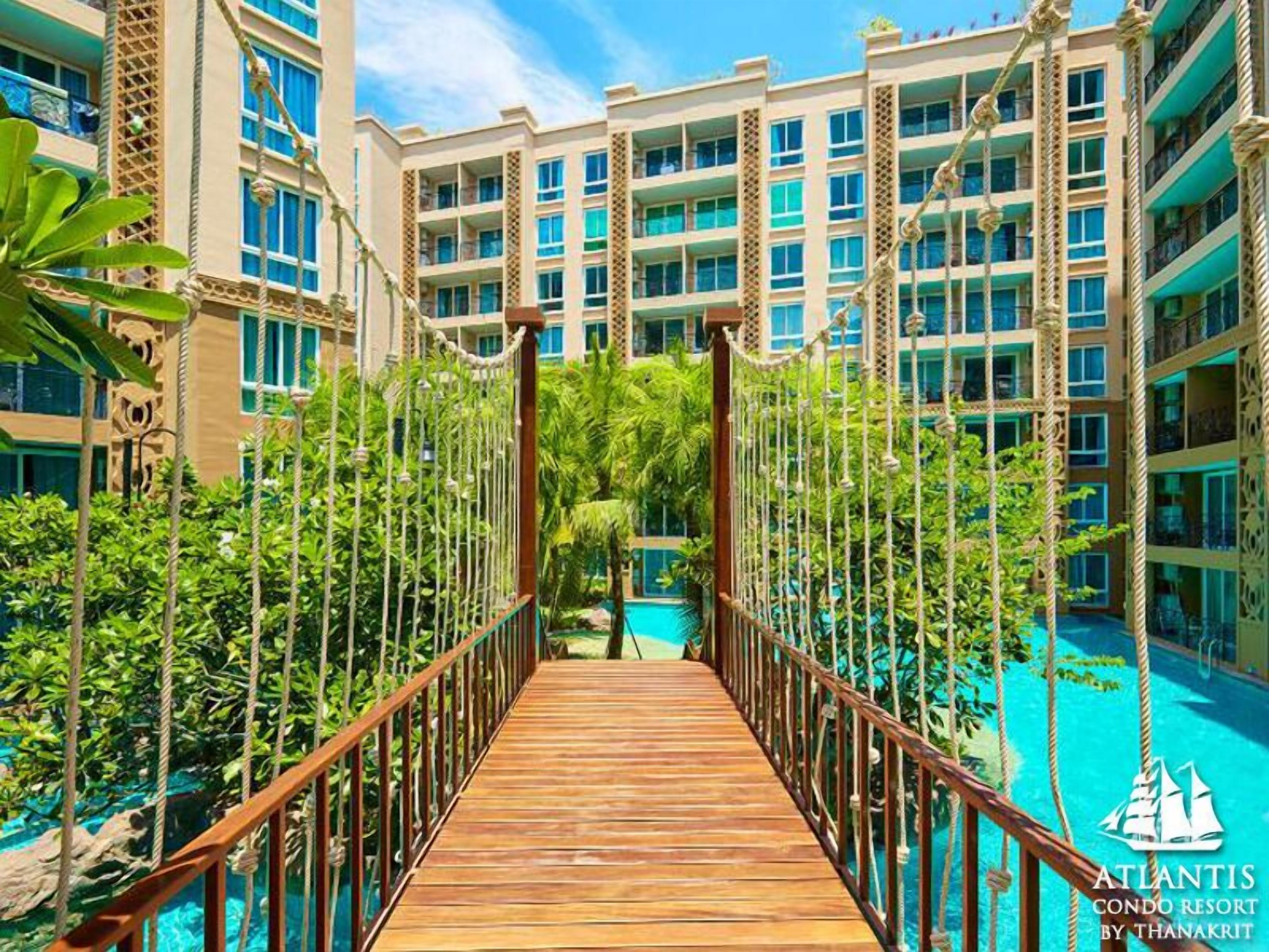 Atlantis & Water Park By The Sea