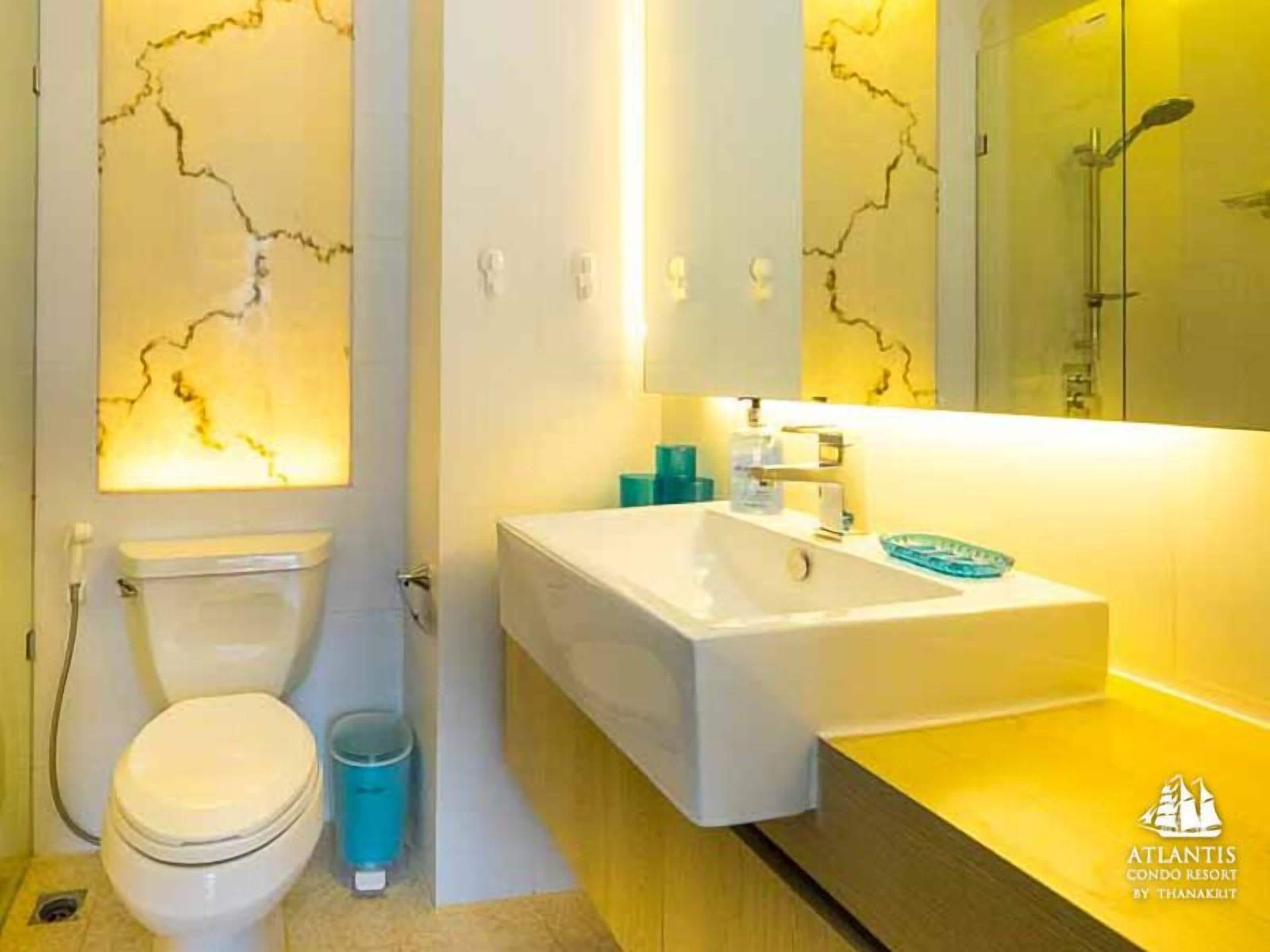 Atlantis & Water Park By The Sea