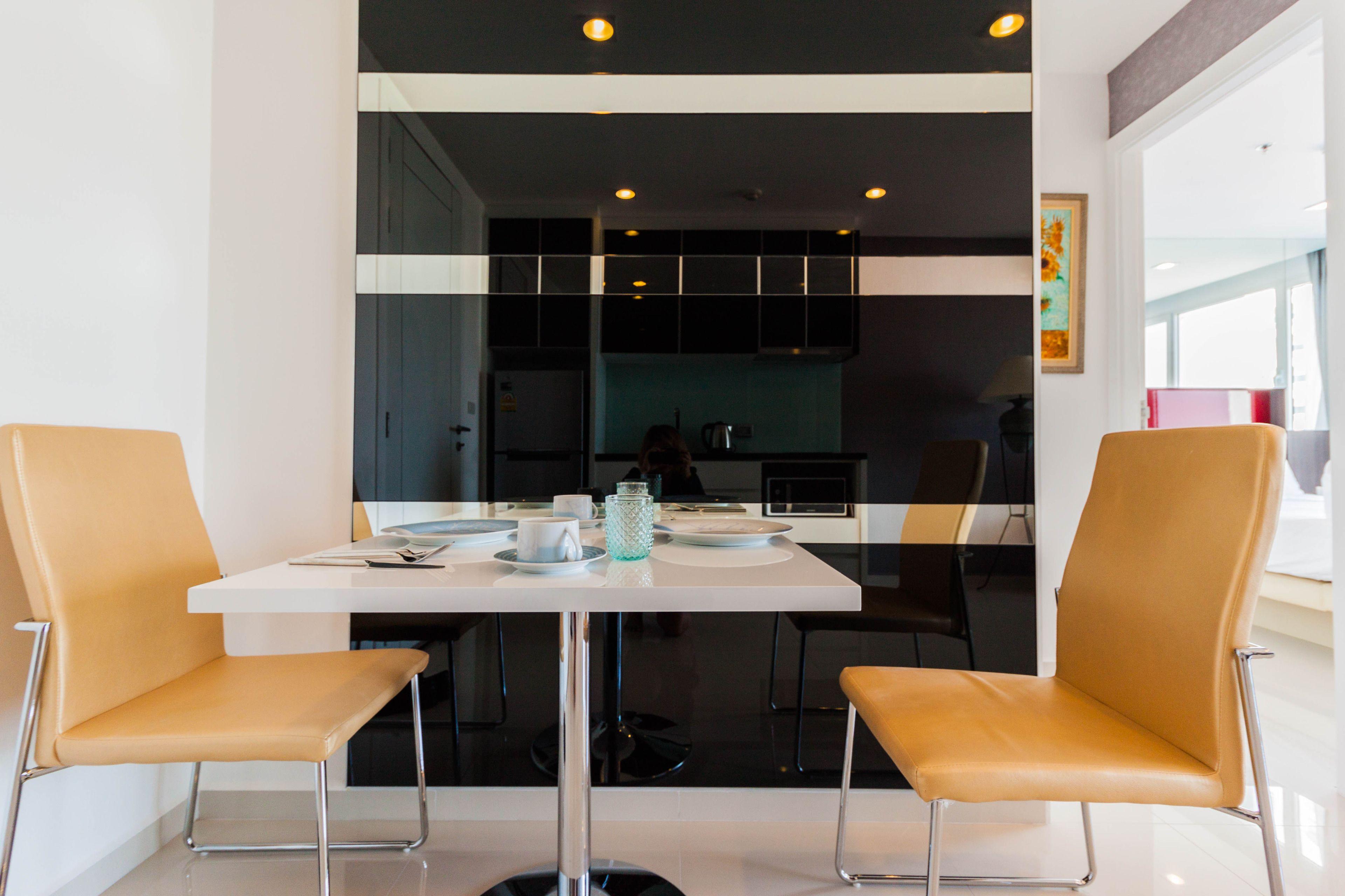 Vision Pratumnak By Sunny Apartment Pattaya