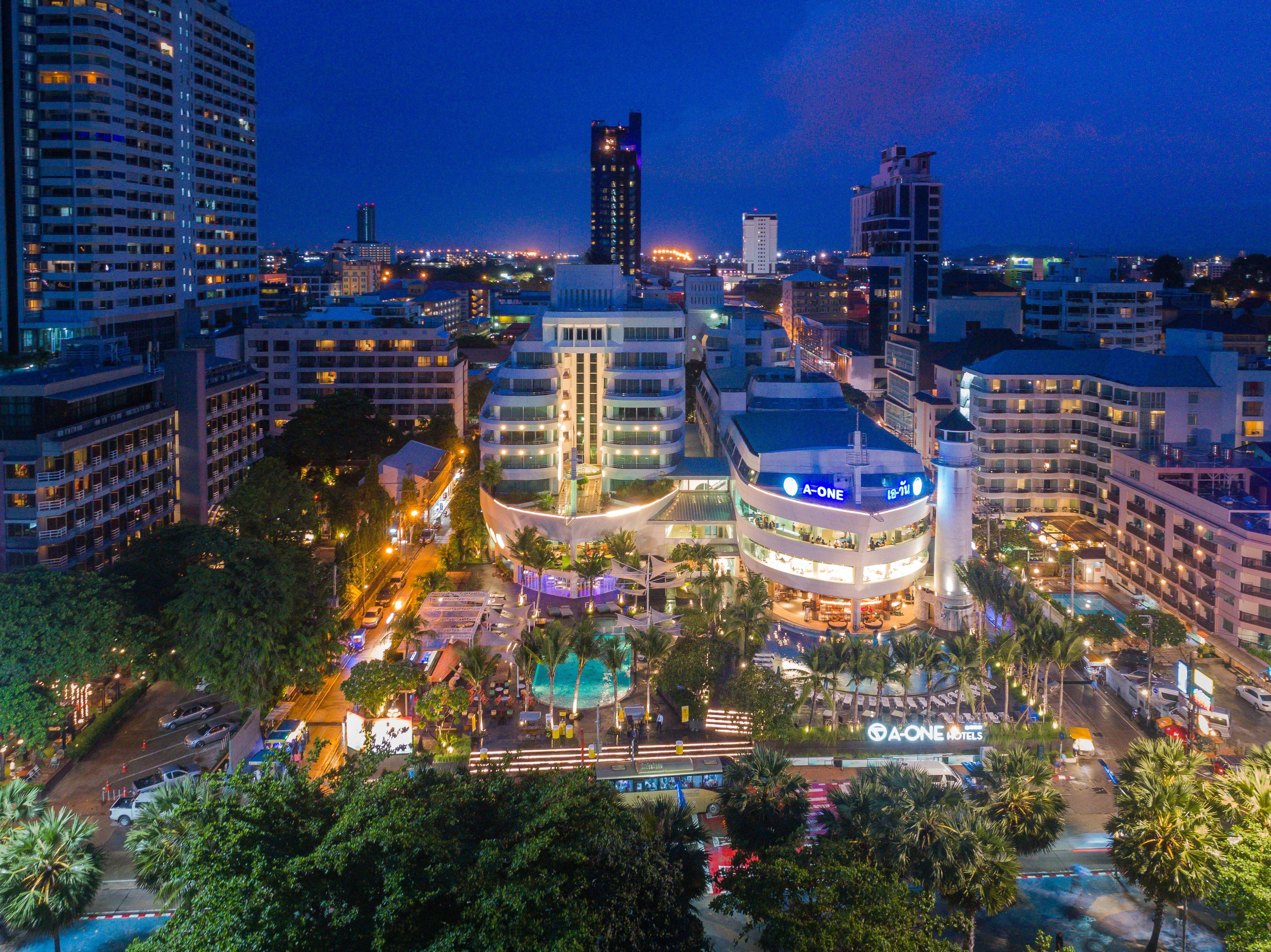 A-one The Royal Cruise - Sha Extra Hotel