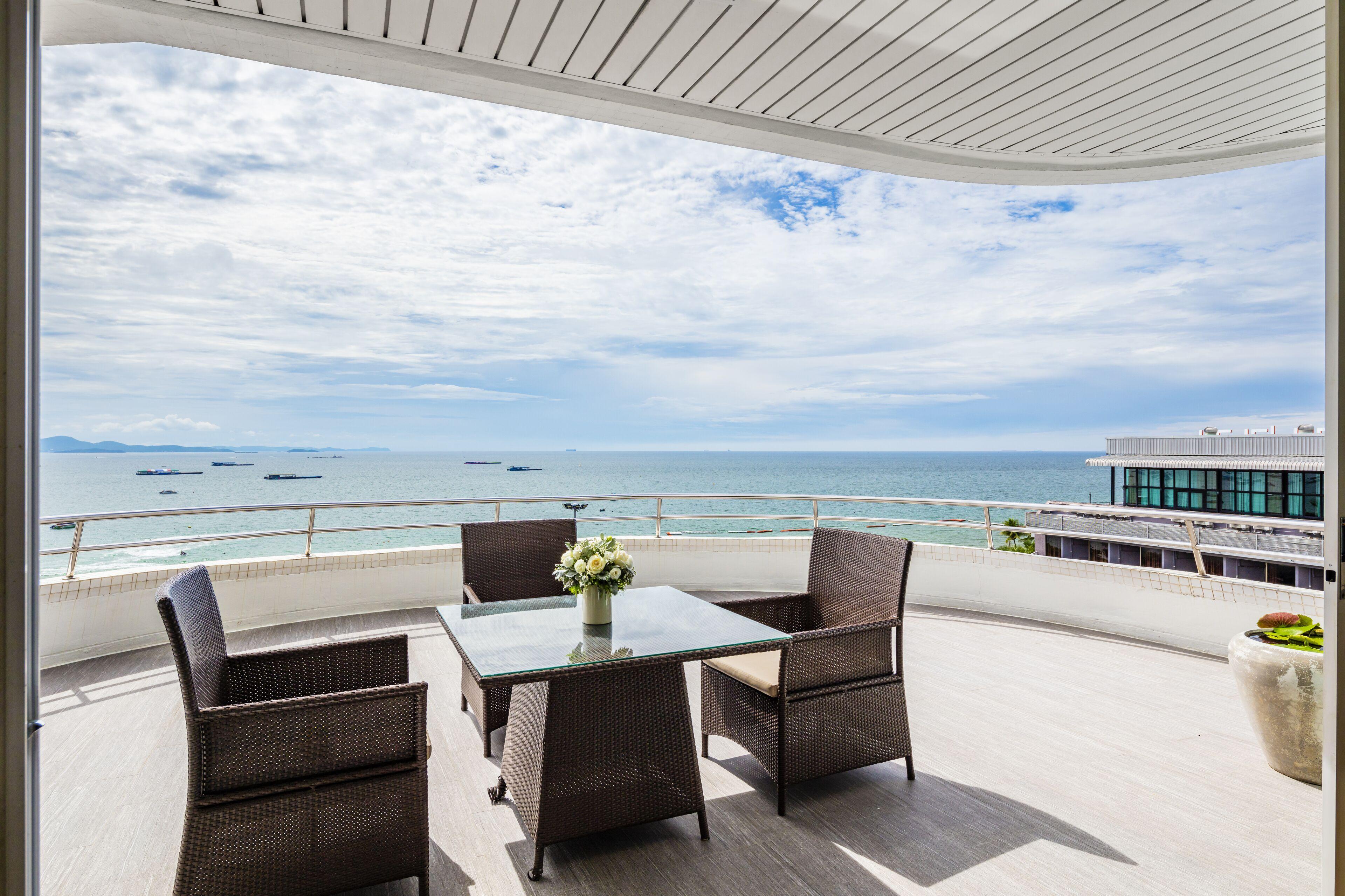 A-one The Royal Cruise - Sha Extra