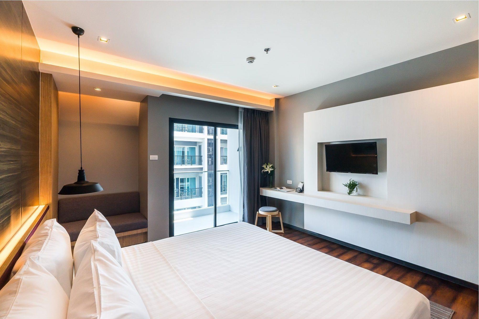 Sea Me Spring Tree Hotel (Adults Only) Pattaya