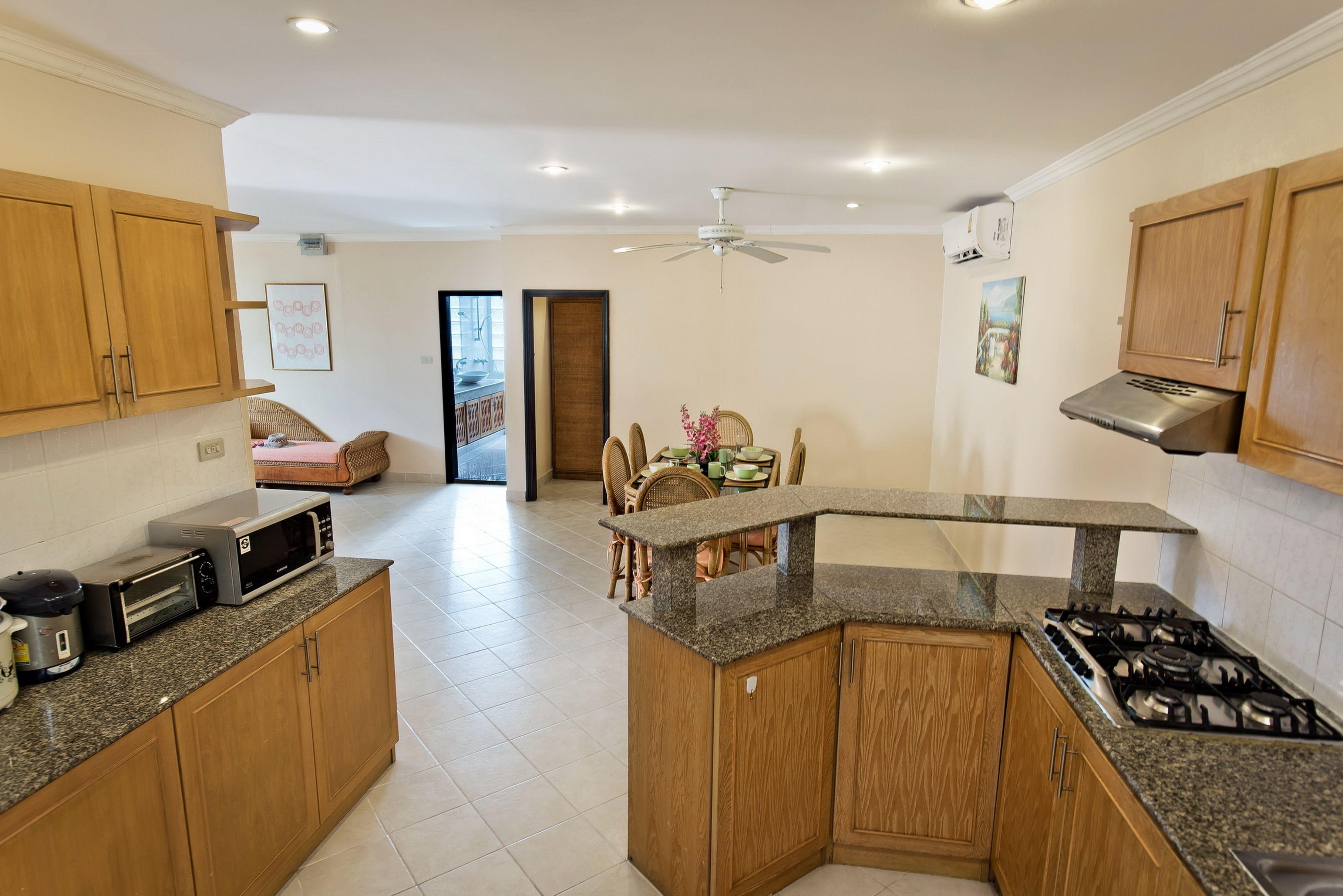 Butterfly Garden Boutique Residences: Luxury & With Full Amenities Pattaya