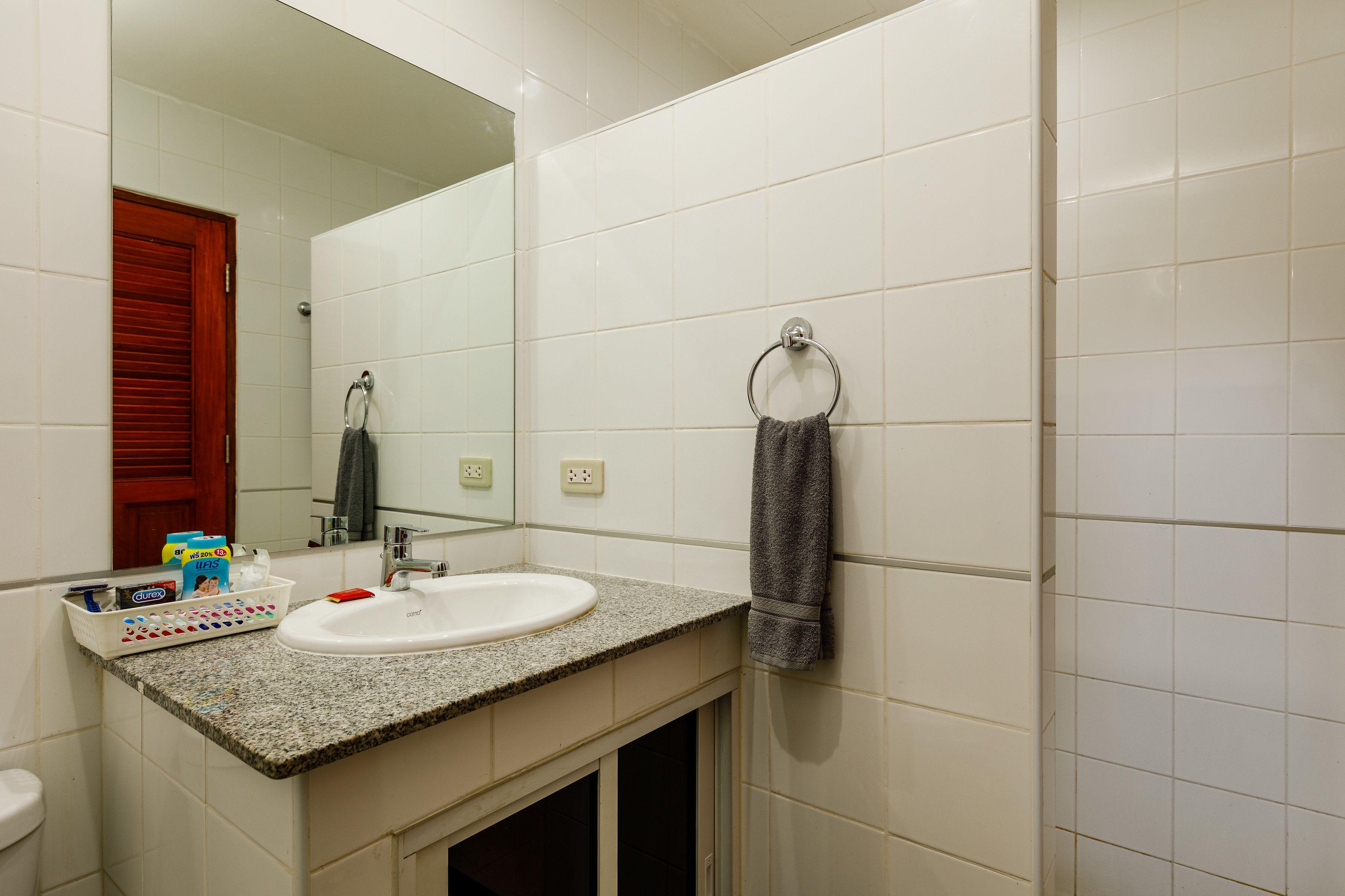 The Classroom Hotel 3*