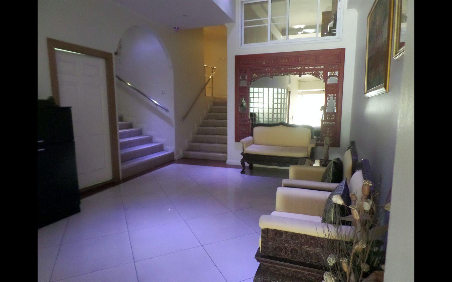 Aparthotel Westbury 3*