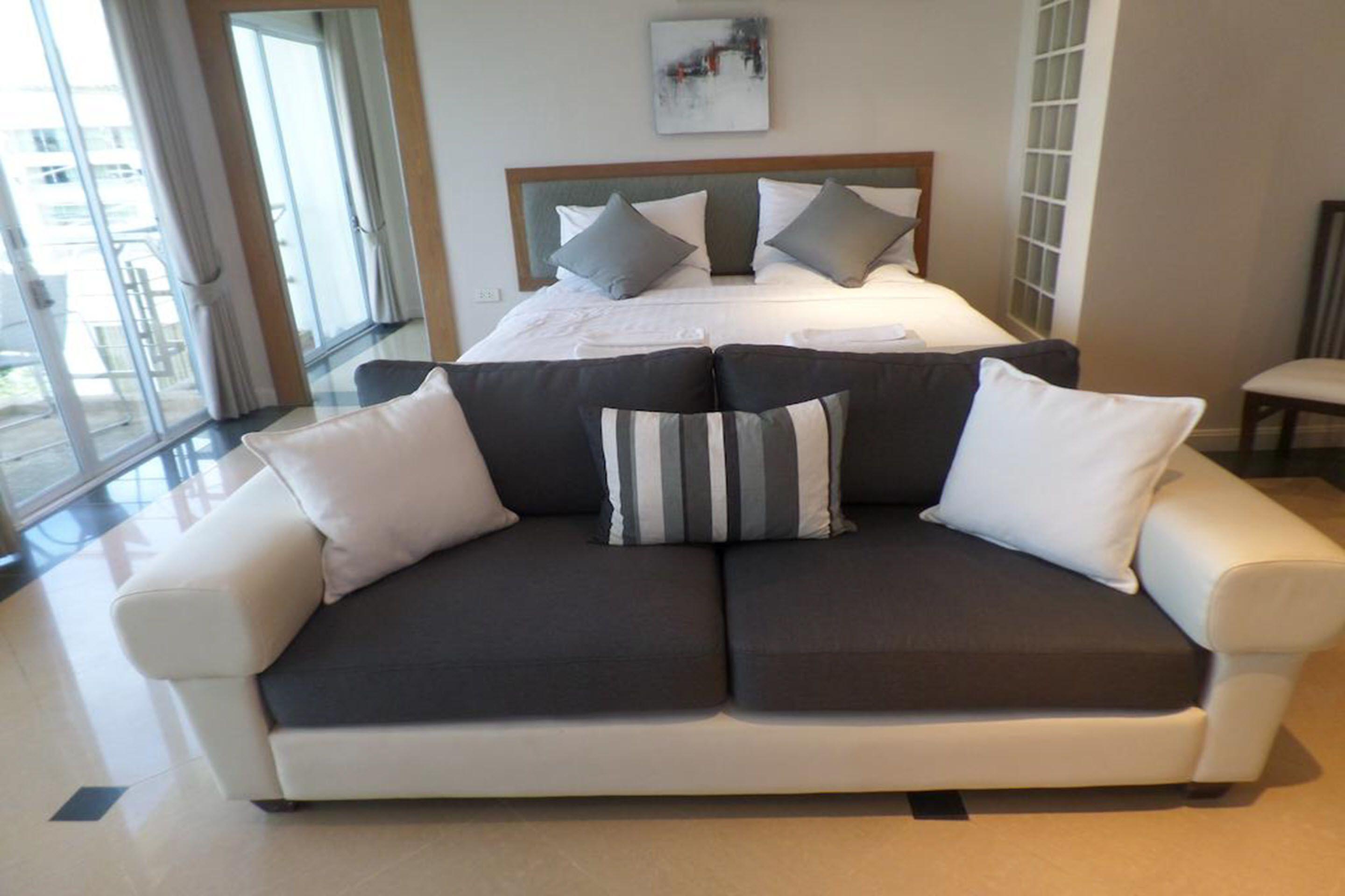 Aparthotel Westbury 3*