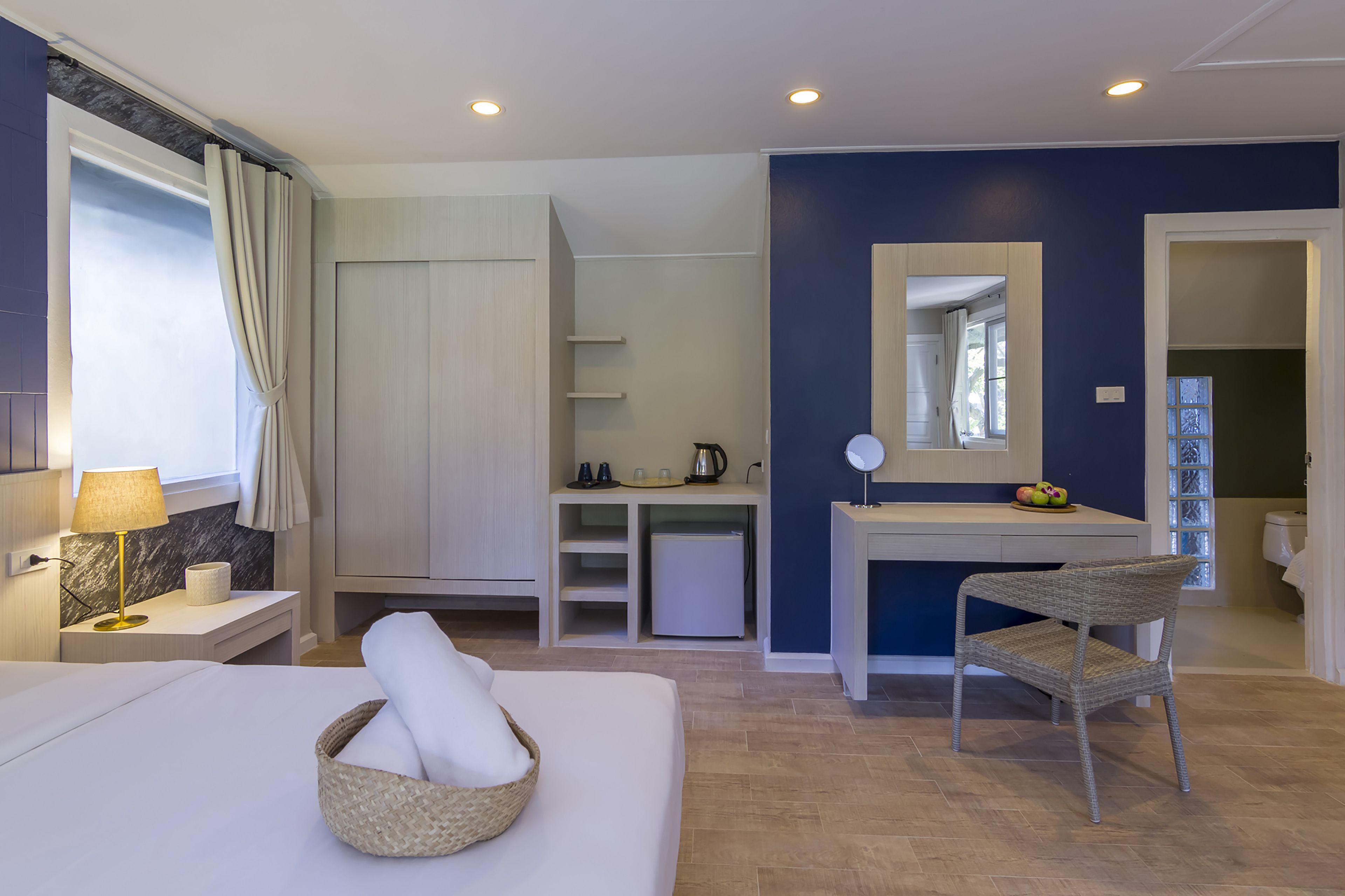 Hotel Let's Hyde & - Pool 4*