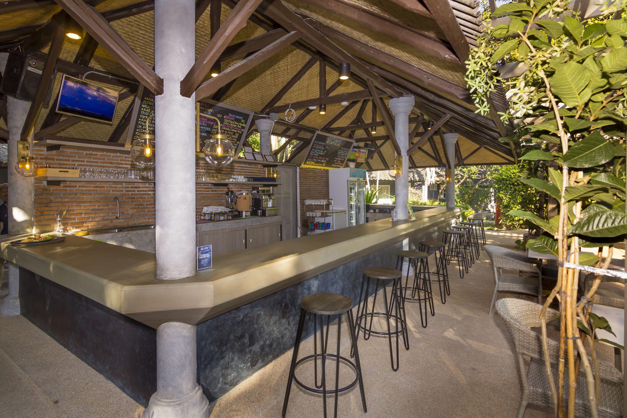 Let's Hyde & - Pool Hotel Pattaya