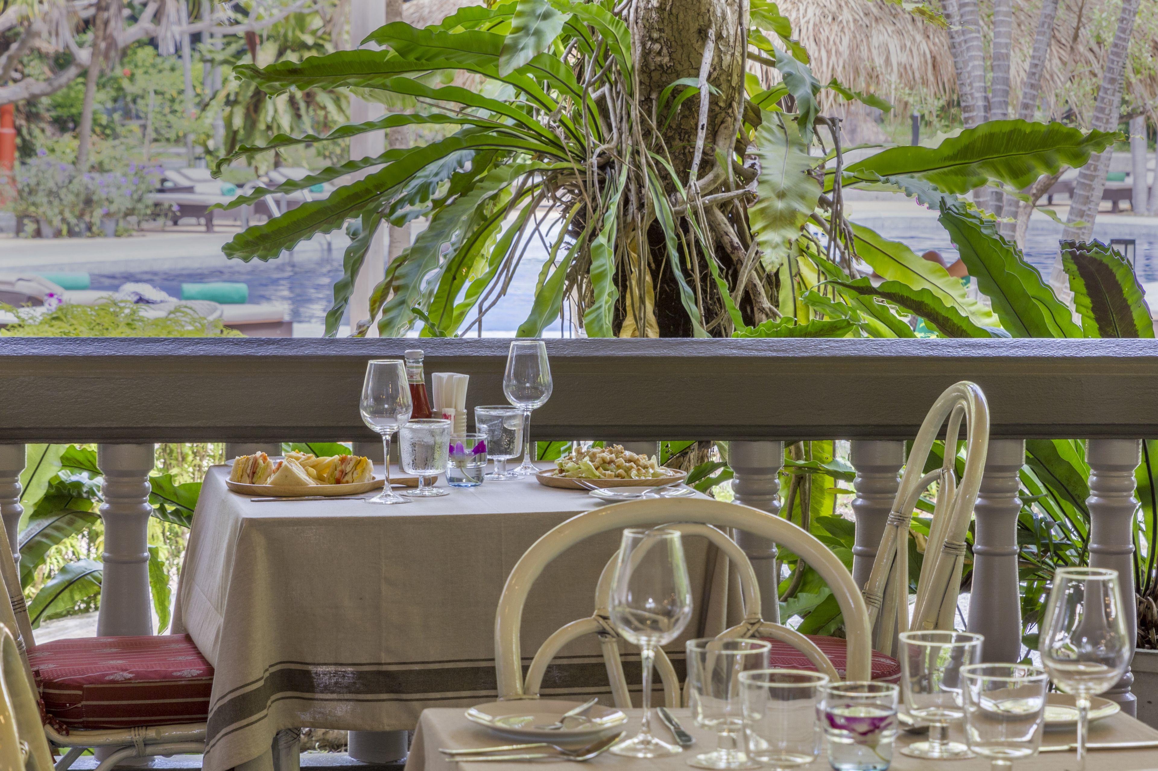 Hotel Let's Hyde & - Pool