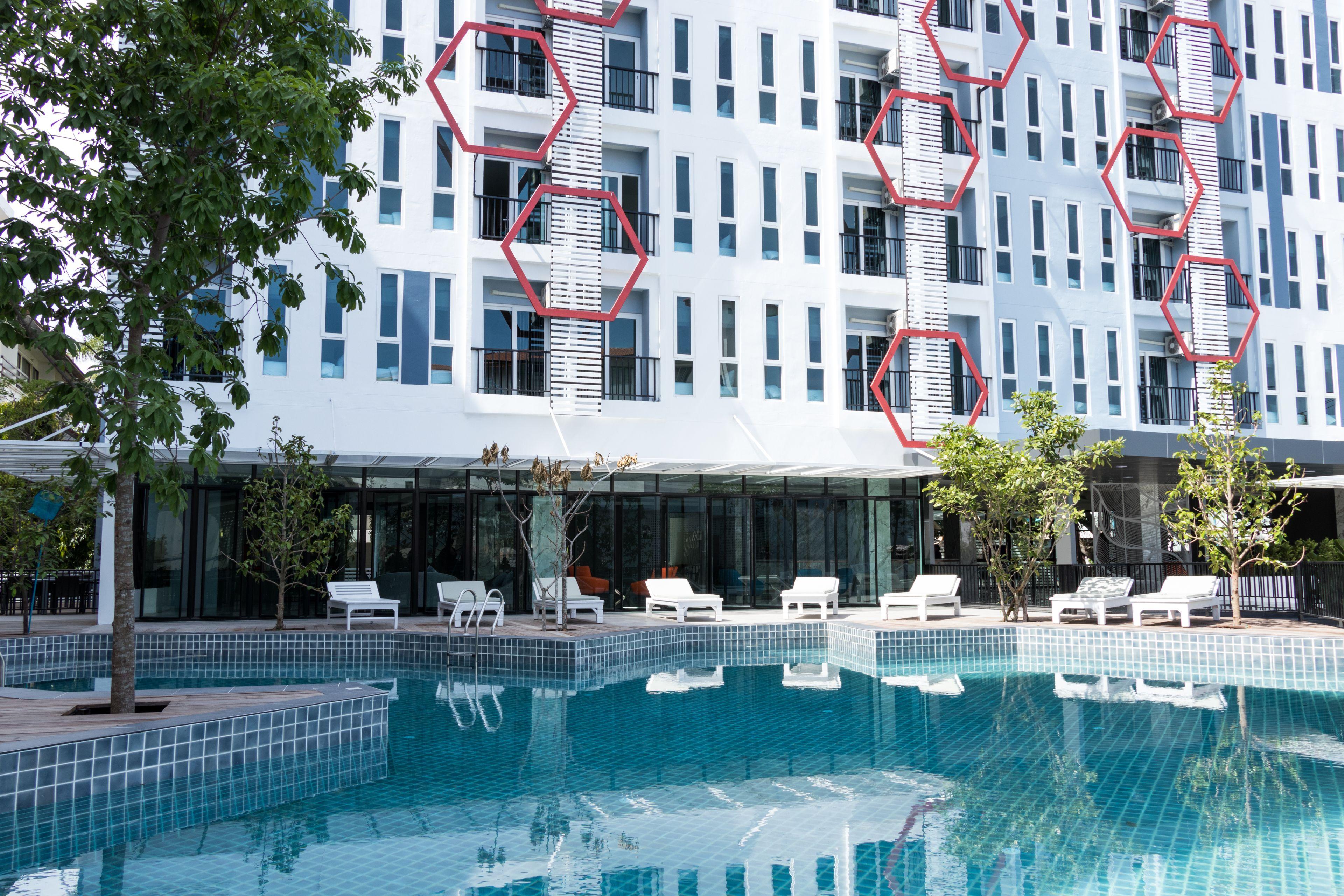 โรงแรม P 3*