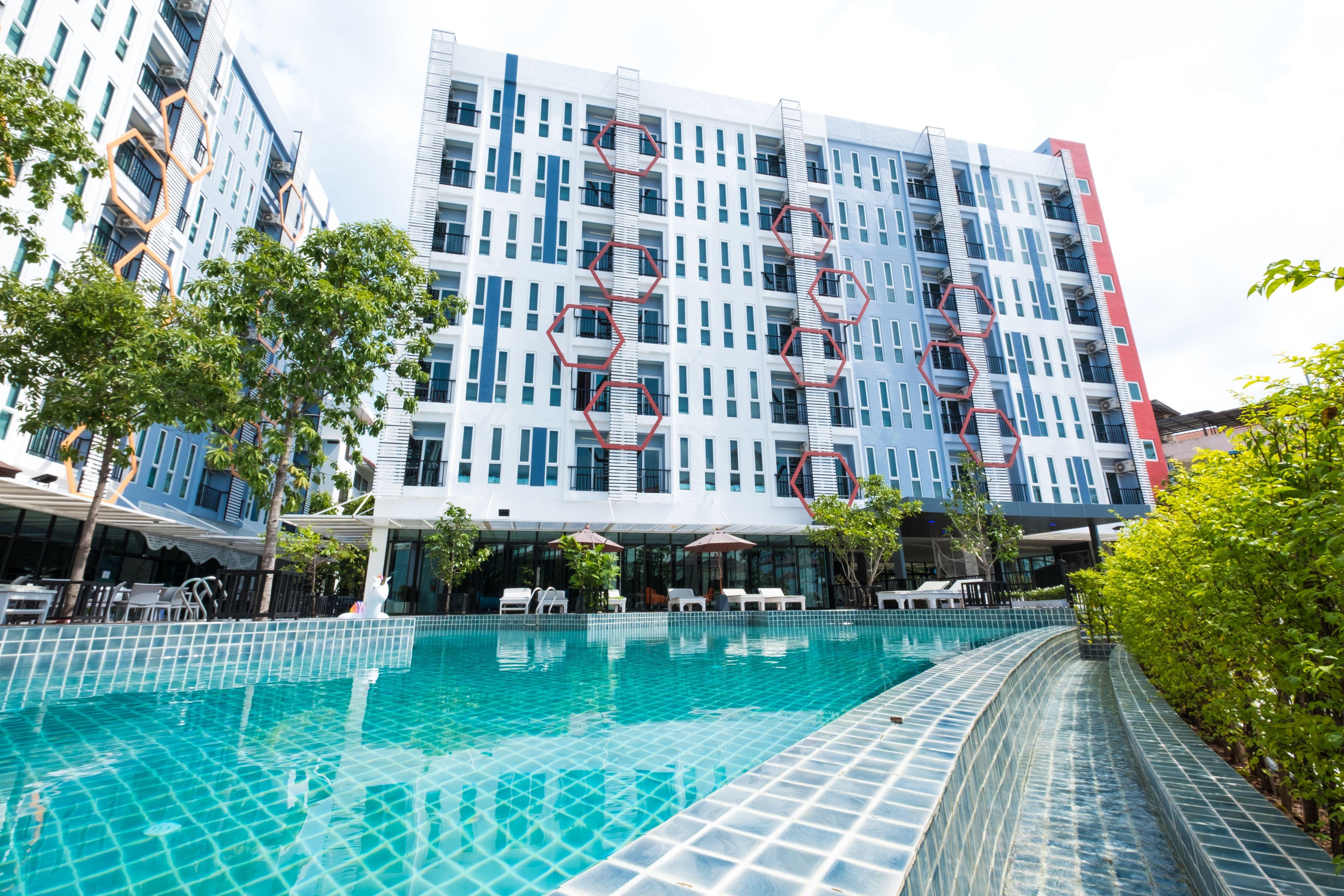 โรงแรม P 3*