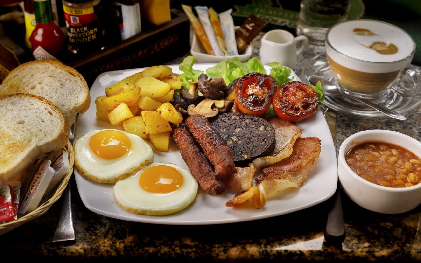 Traveller's Rest Sports Bar Guest house Pattaya