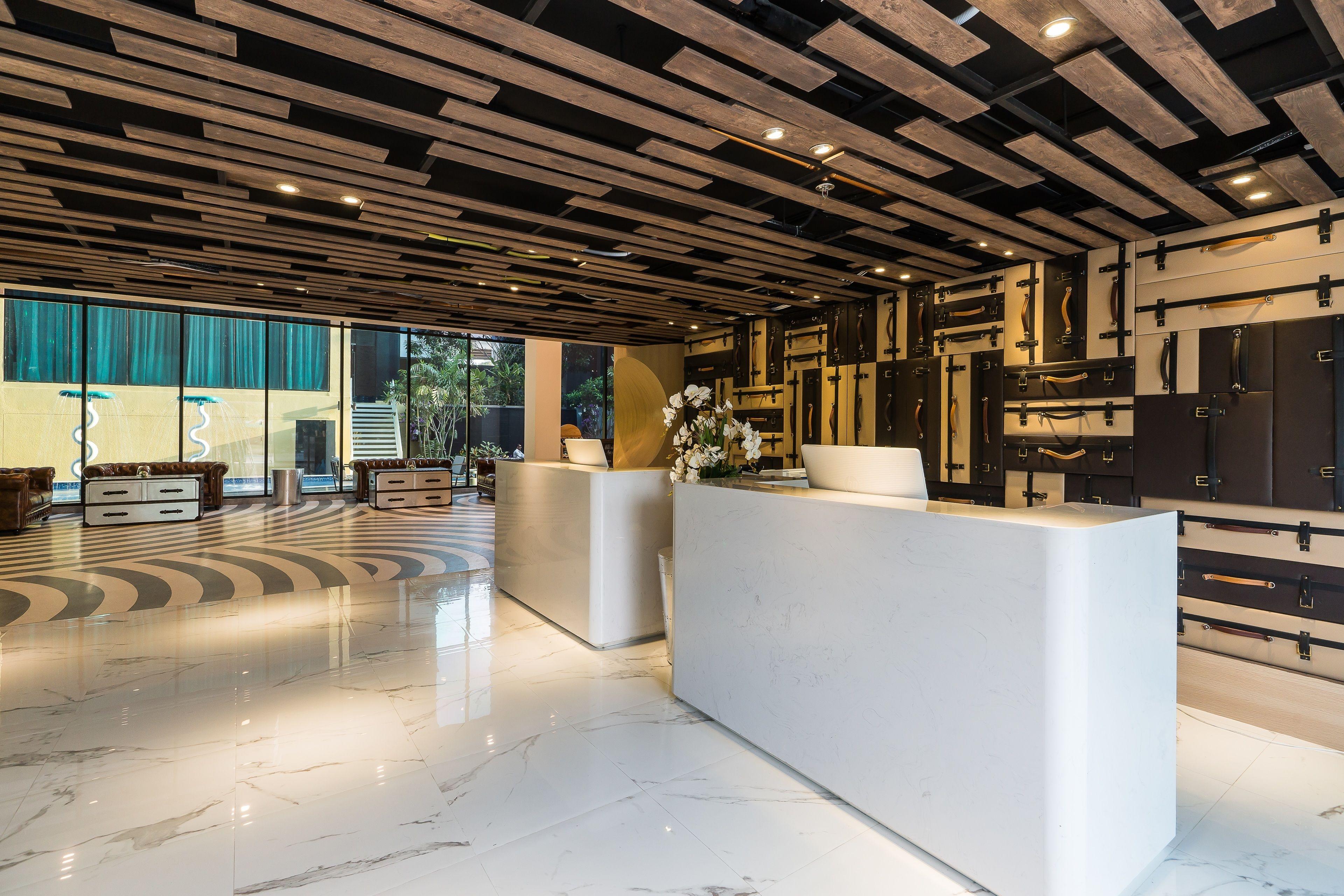 Citrus Grande By Compass Hospitality โรงแรม 5*