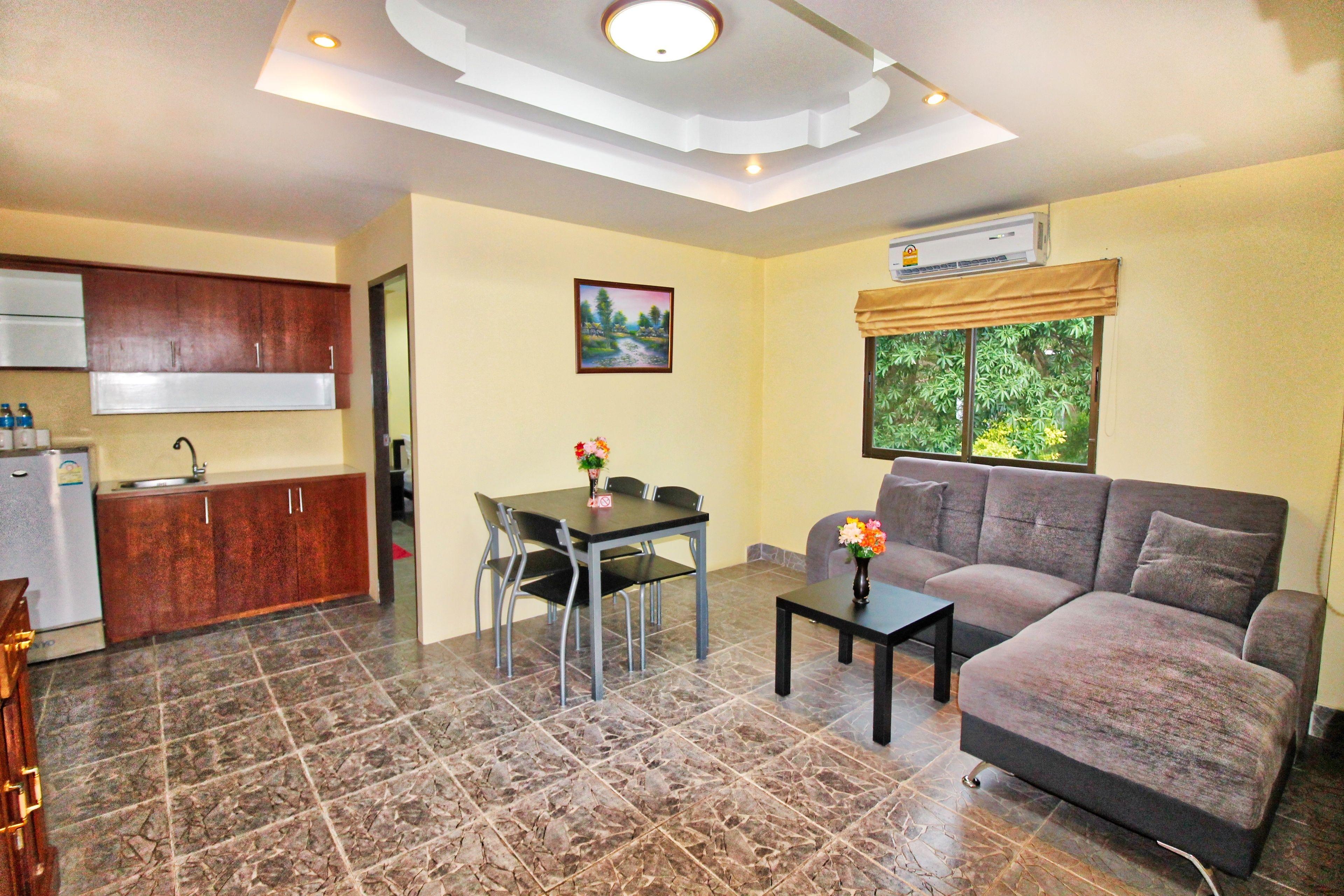 Apartment Phratamnak - 100 Meter From *