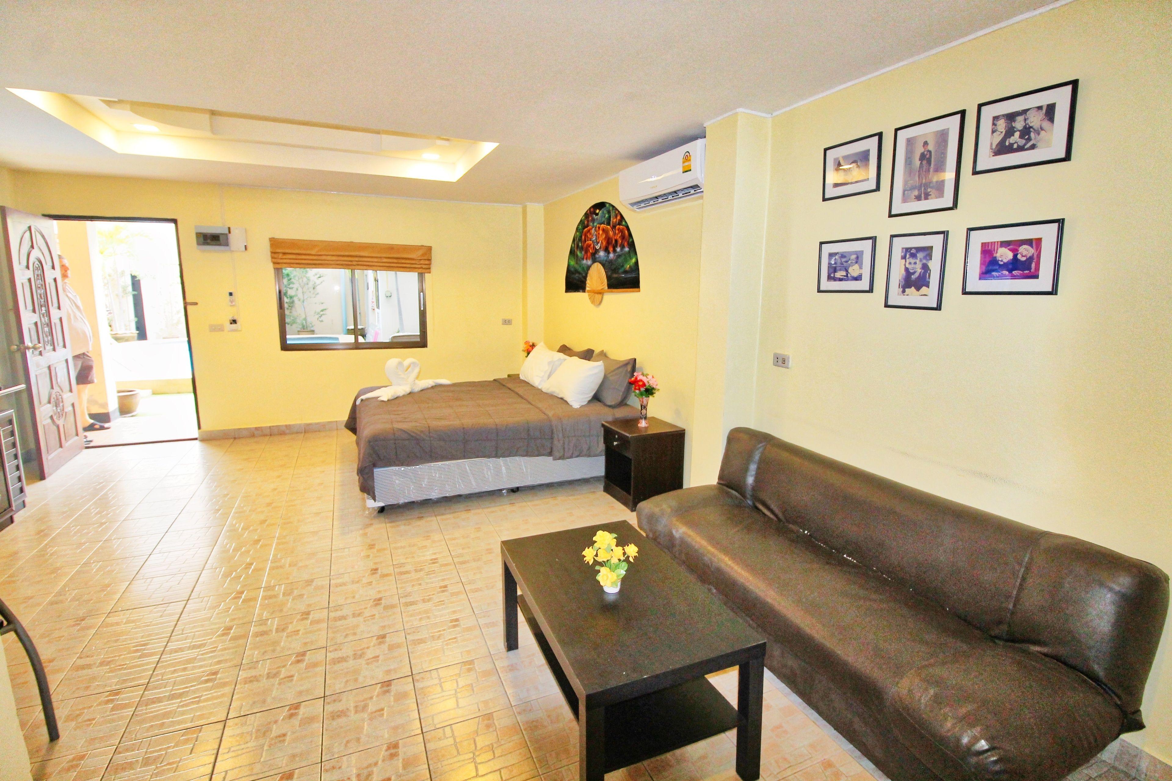 Apartment Phratamnak - 100 Meter From