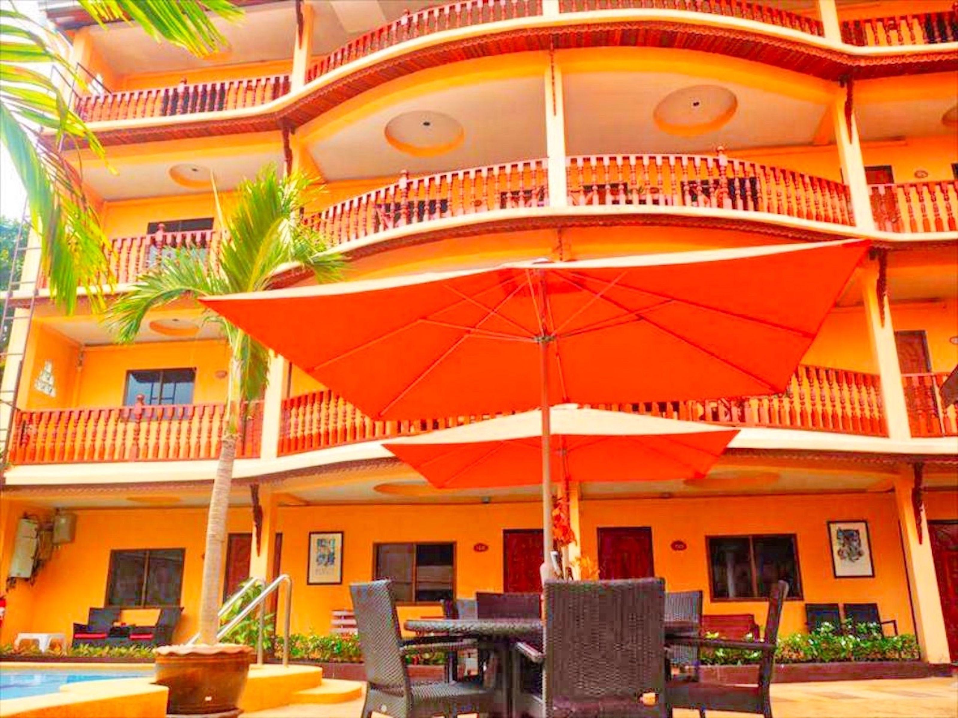 Phratamnak - 100 Meter From Apartment Pattaya