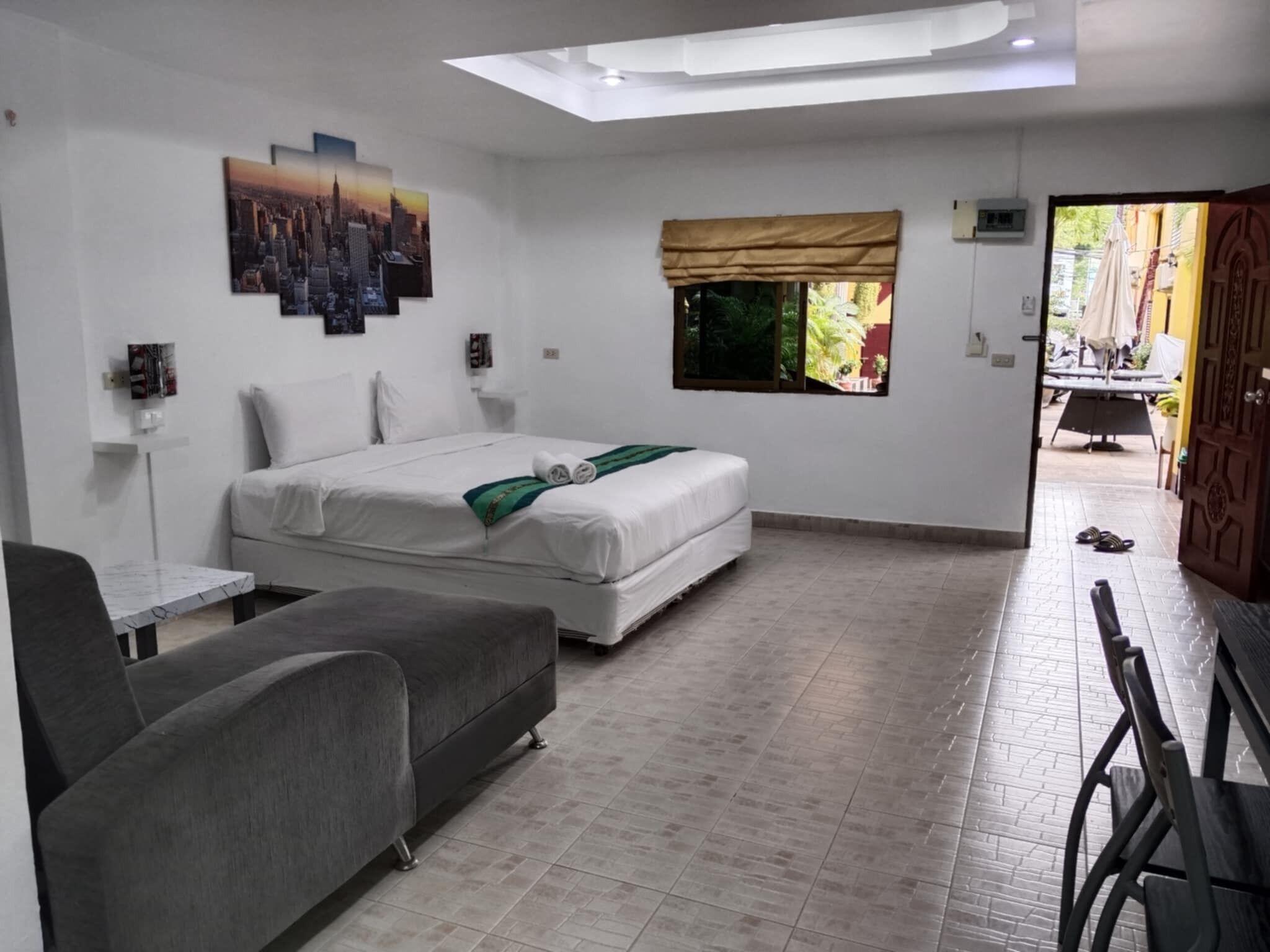 Apartment Phratamnak - 100 Meter From Pattaya