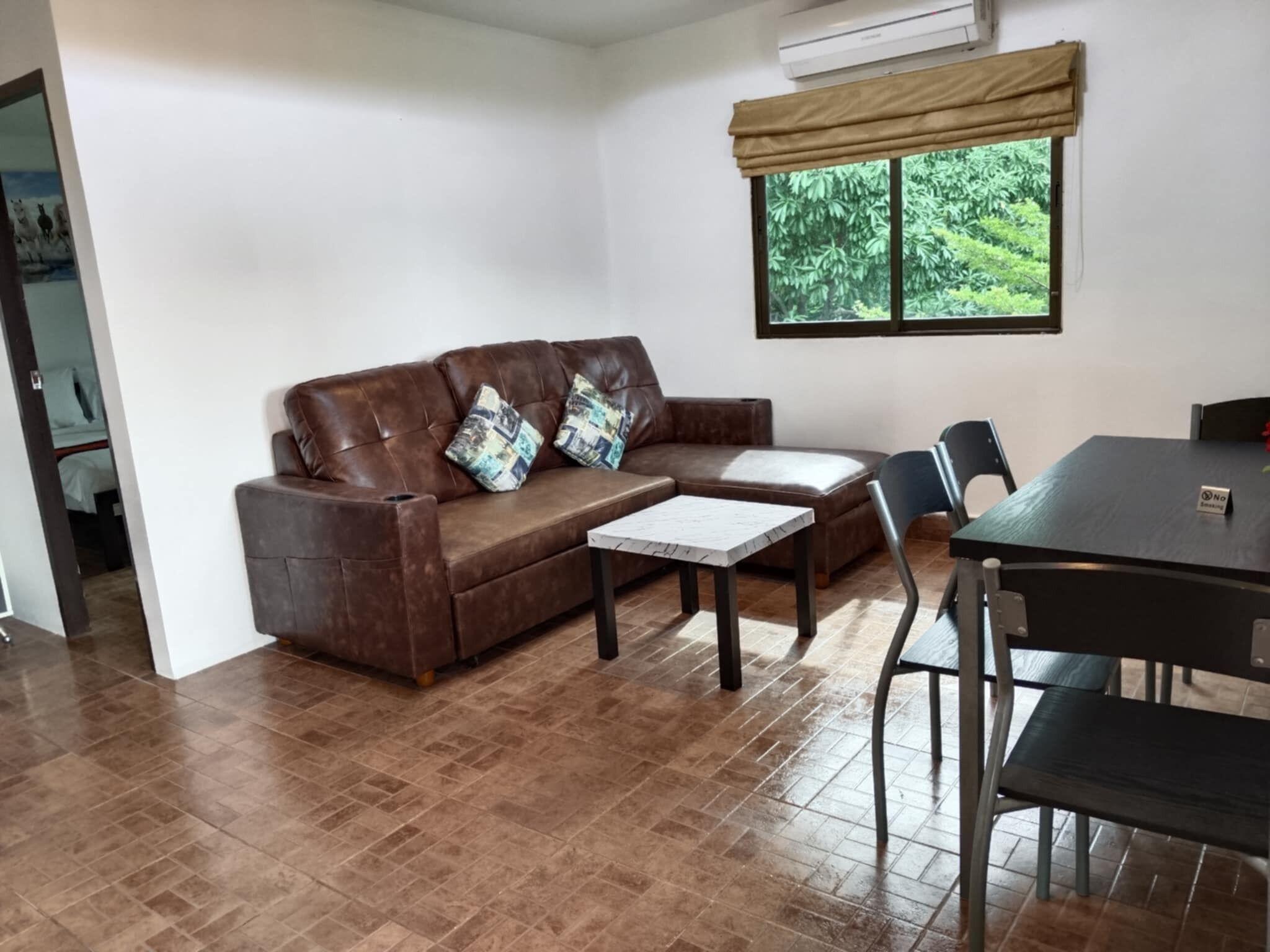 Phratamnak - 100 Meter From Apartment