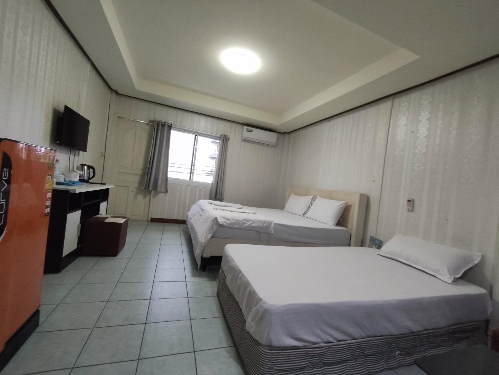 โรงแรม Magnifico *