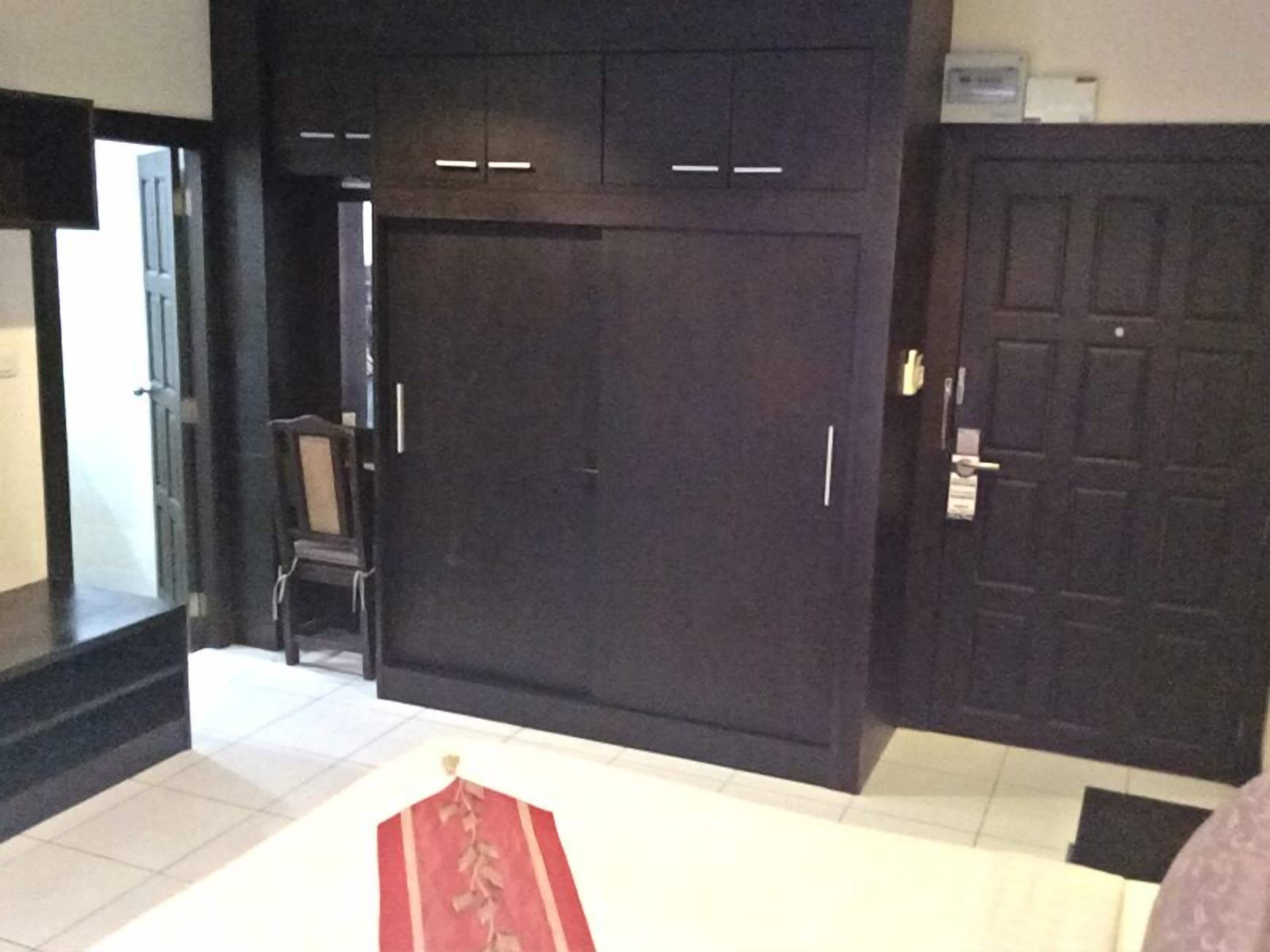 Zip & Restaurant Hotel Pattaya