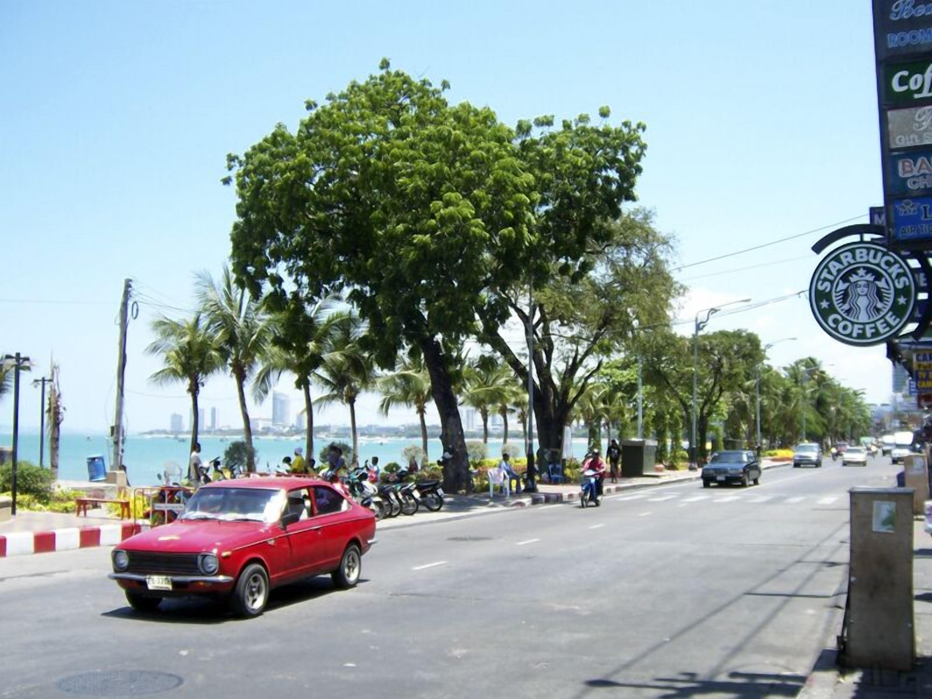 Hotel Zip & Restaurant Pattaya