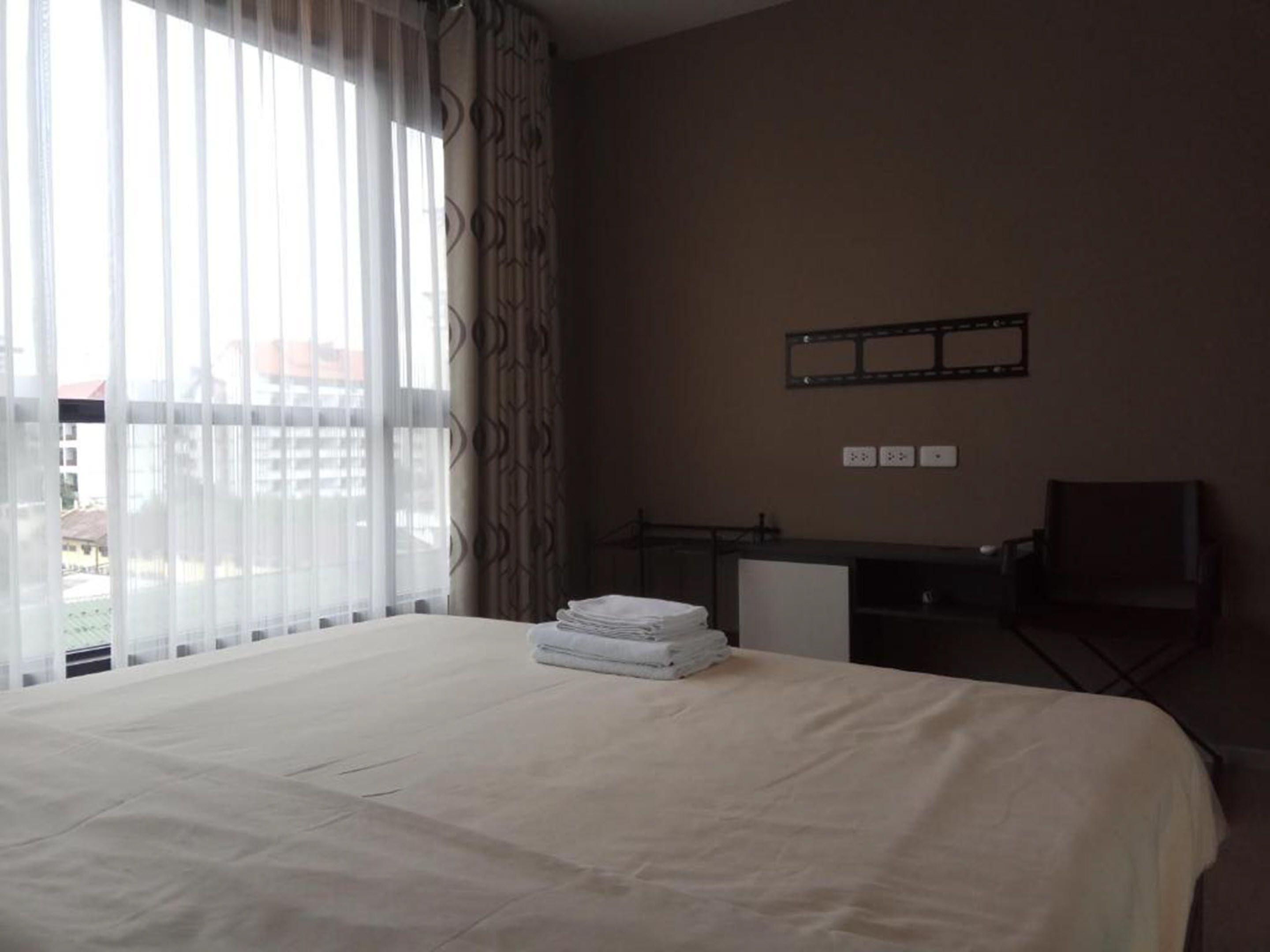 Many The Base Apartment