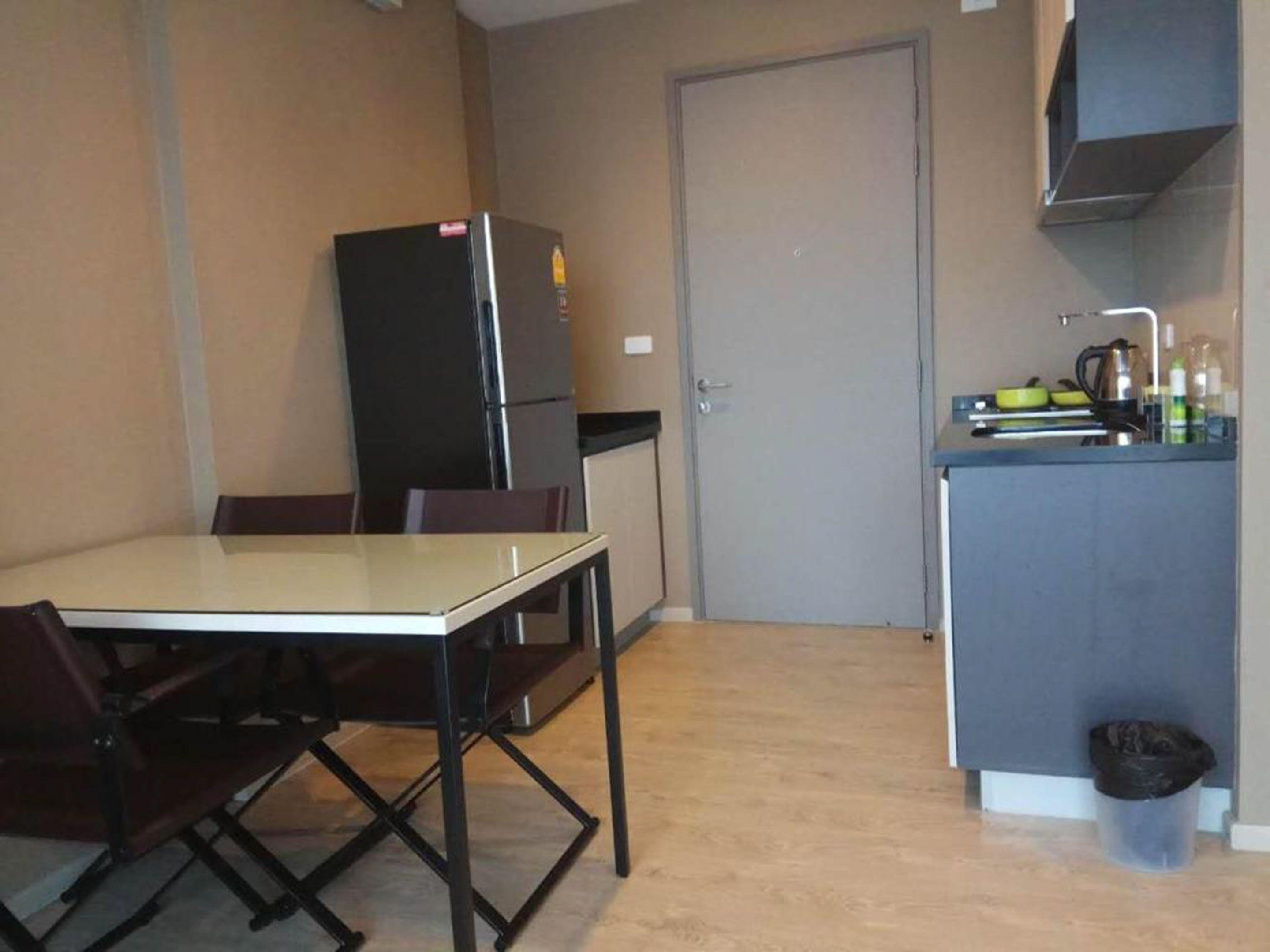 Many The Base * Pattaya