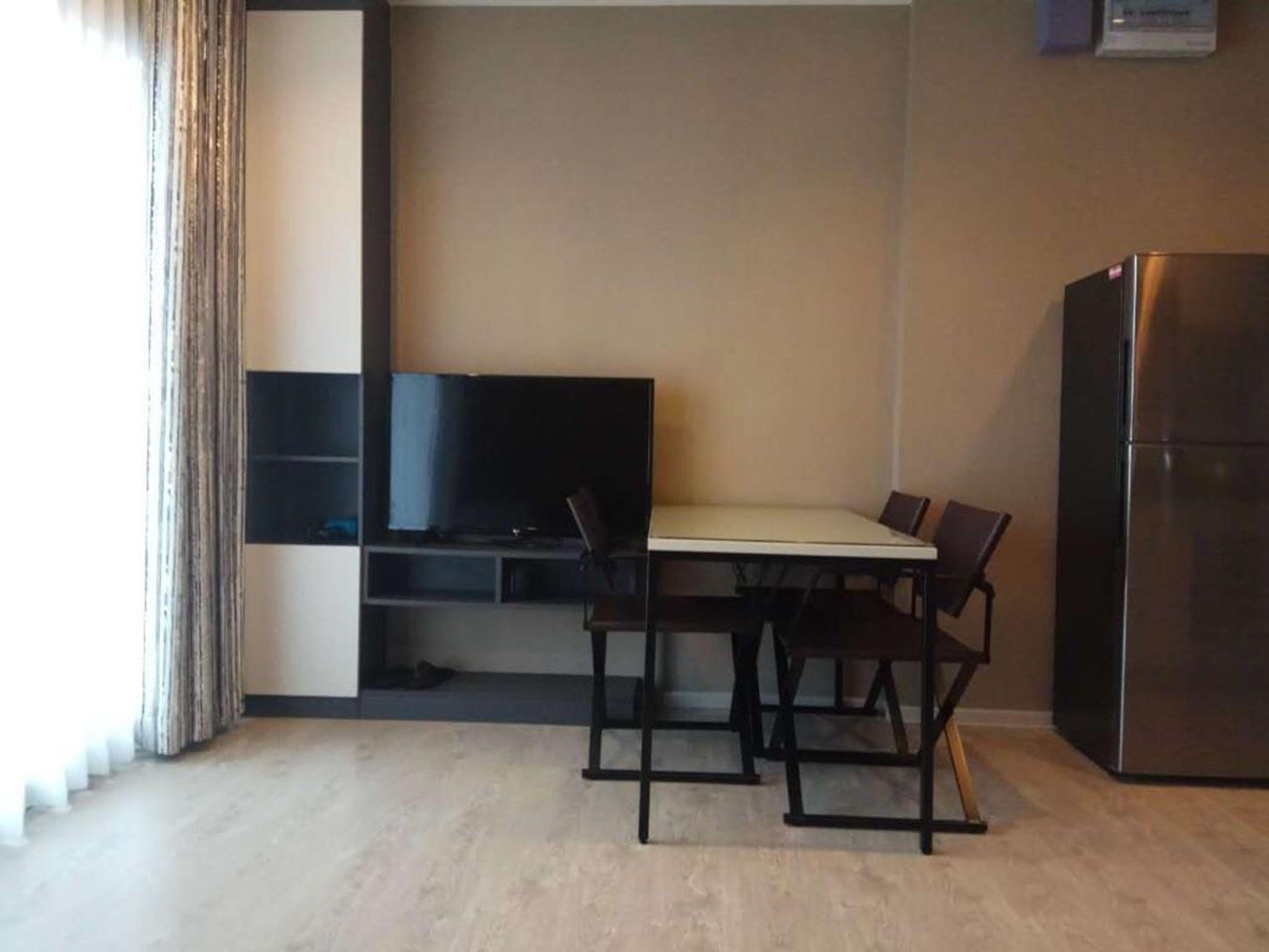 Apartment Many The Base